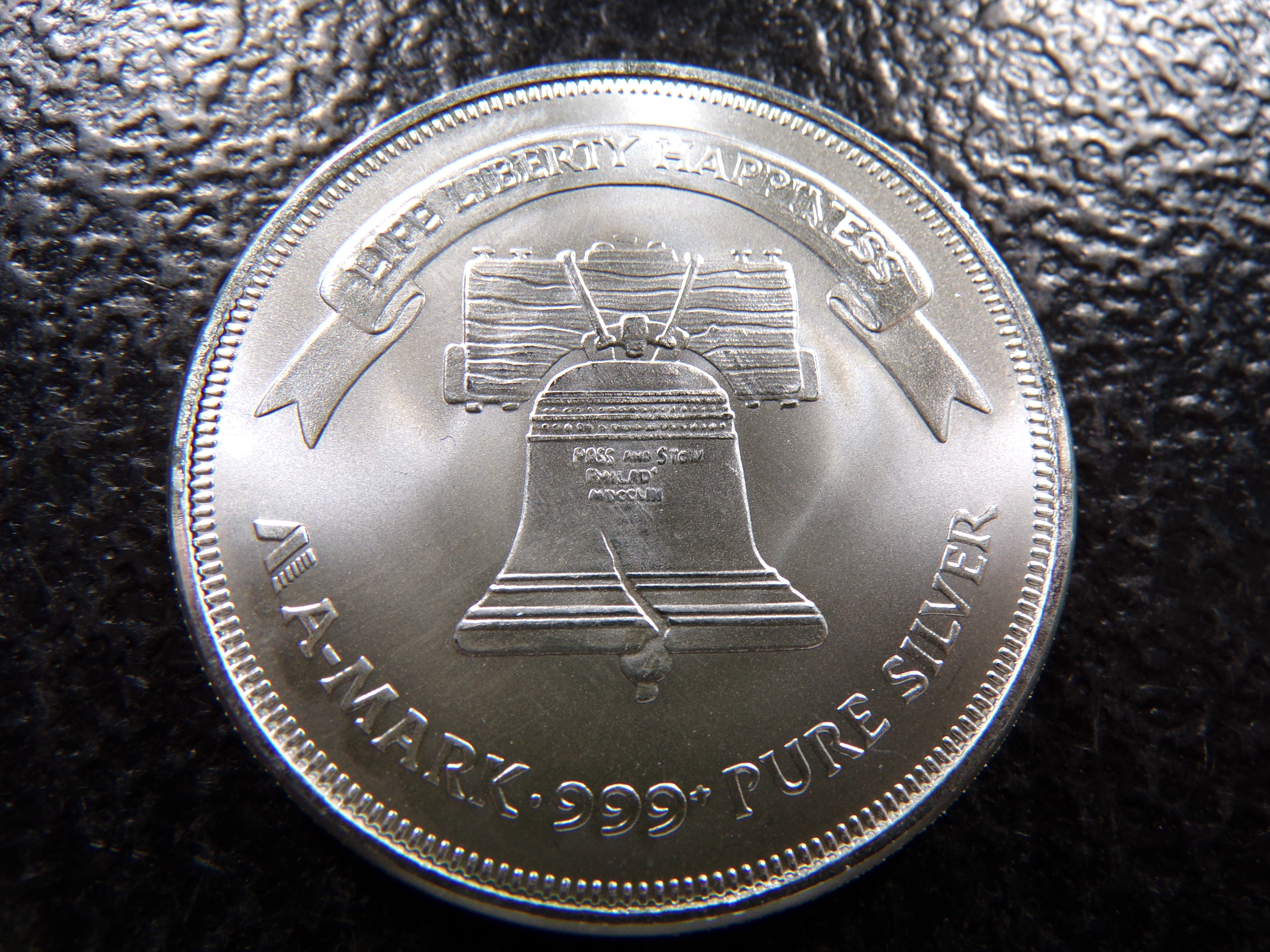 LIBERTY BELL 1 OUNCE 999+ PURE SILVER