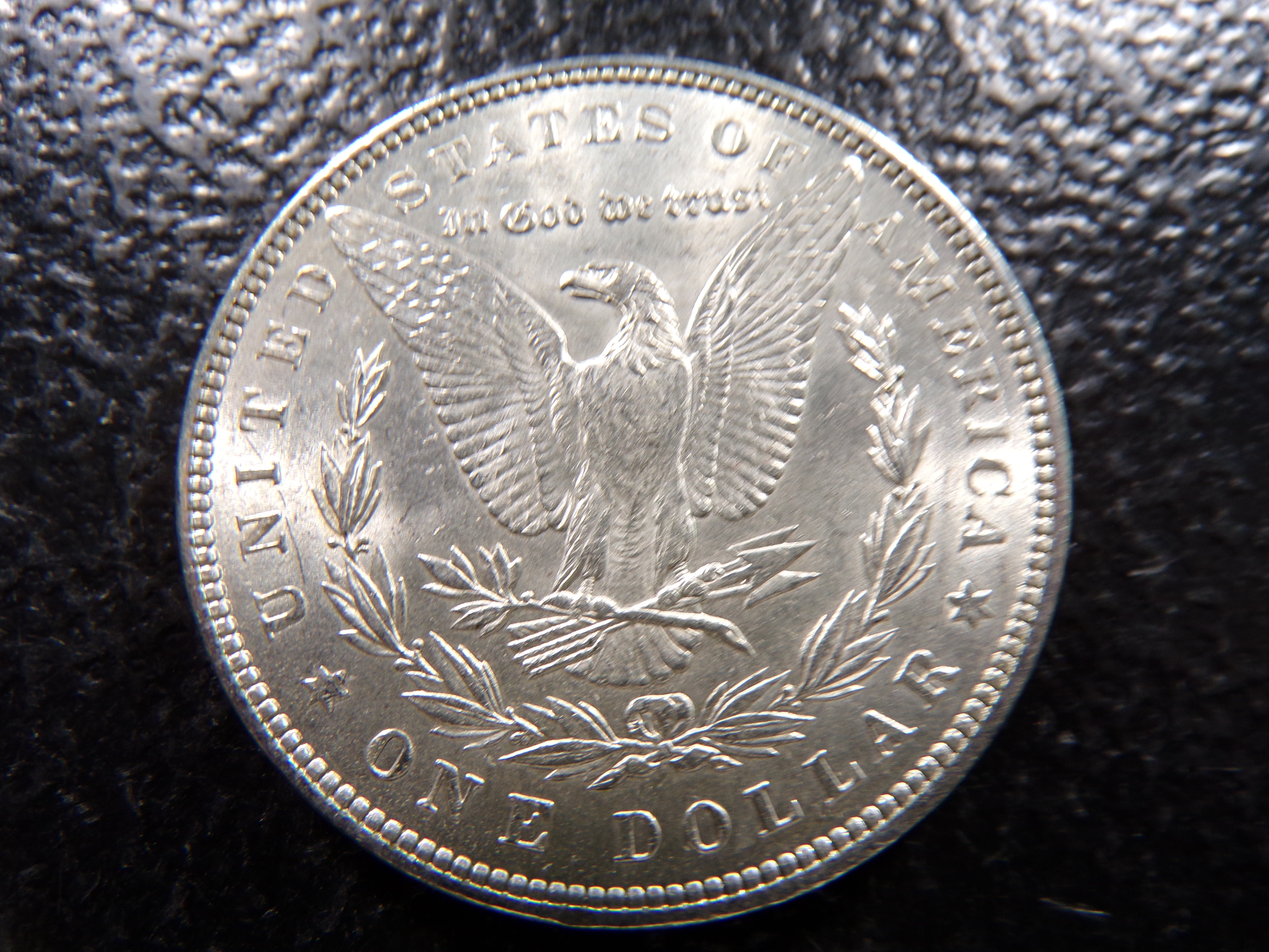 1886 MORGAN SILVER DOLLAR