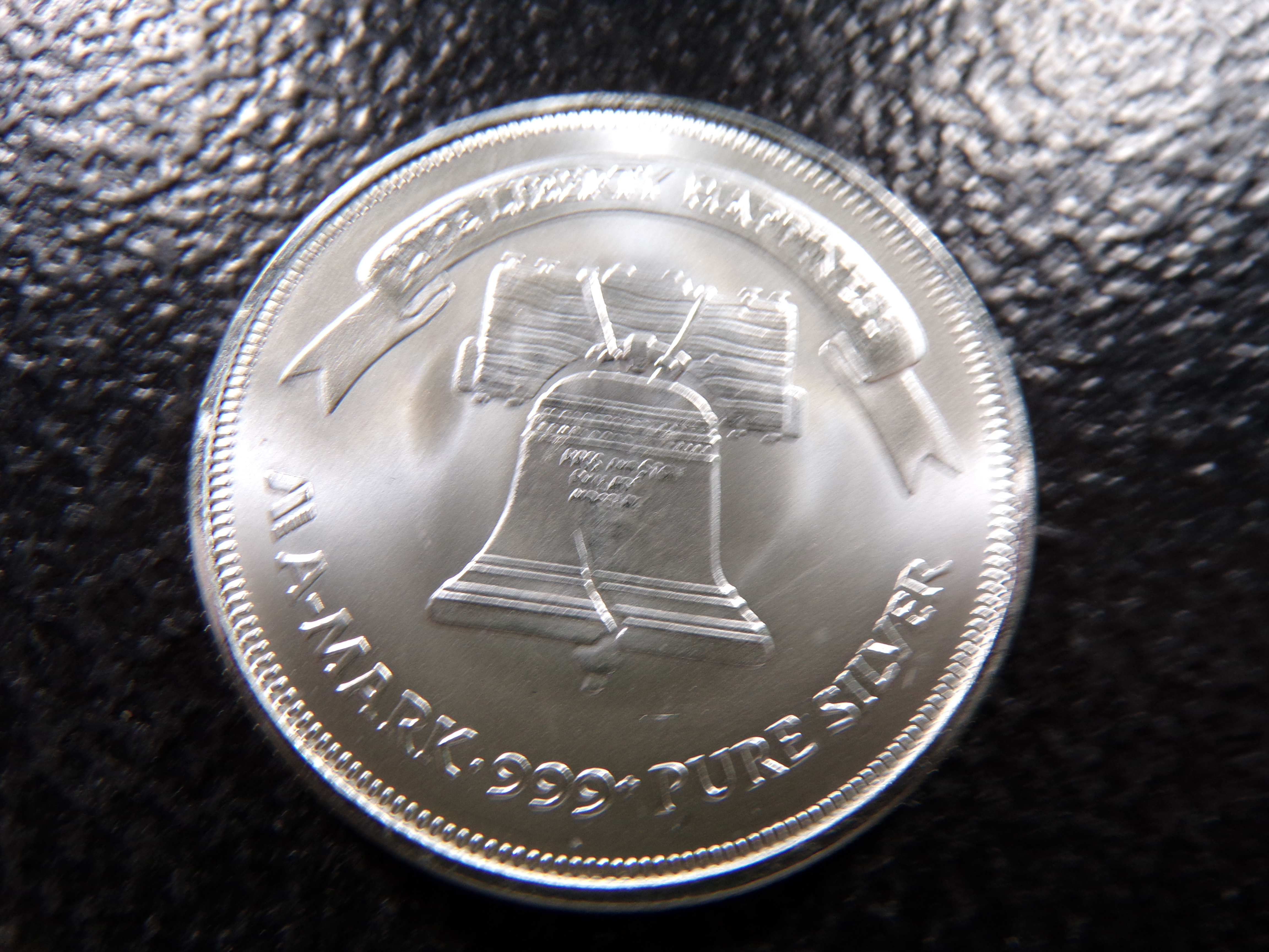 LIBERTY BELL 1 OUNCE 999+ PURE SILVER