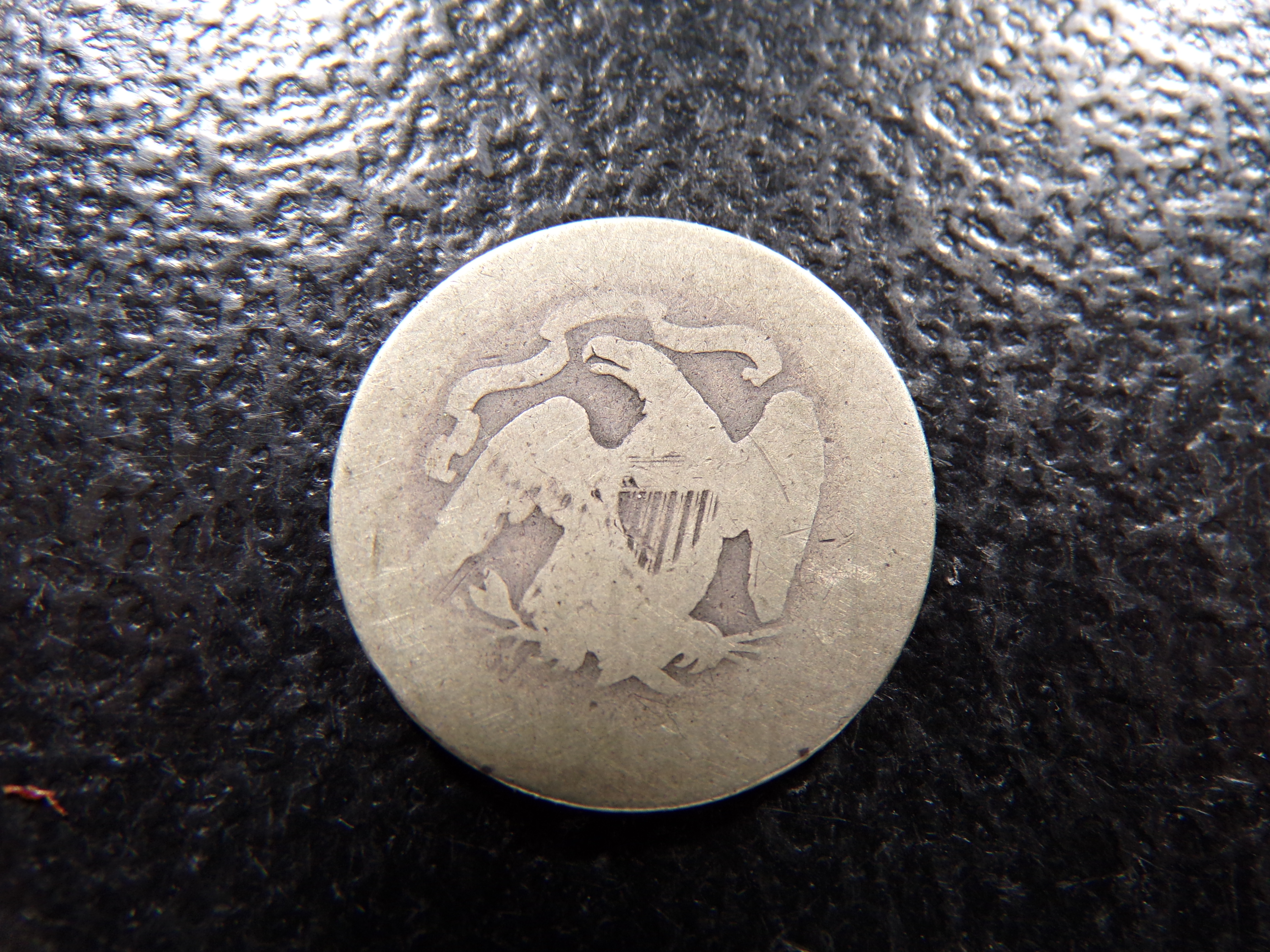 1876 SEATED LIBERTY SILVER QUARTER