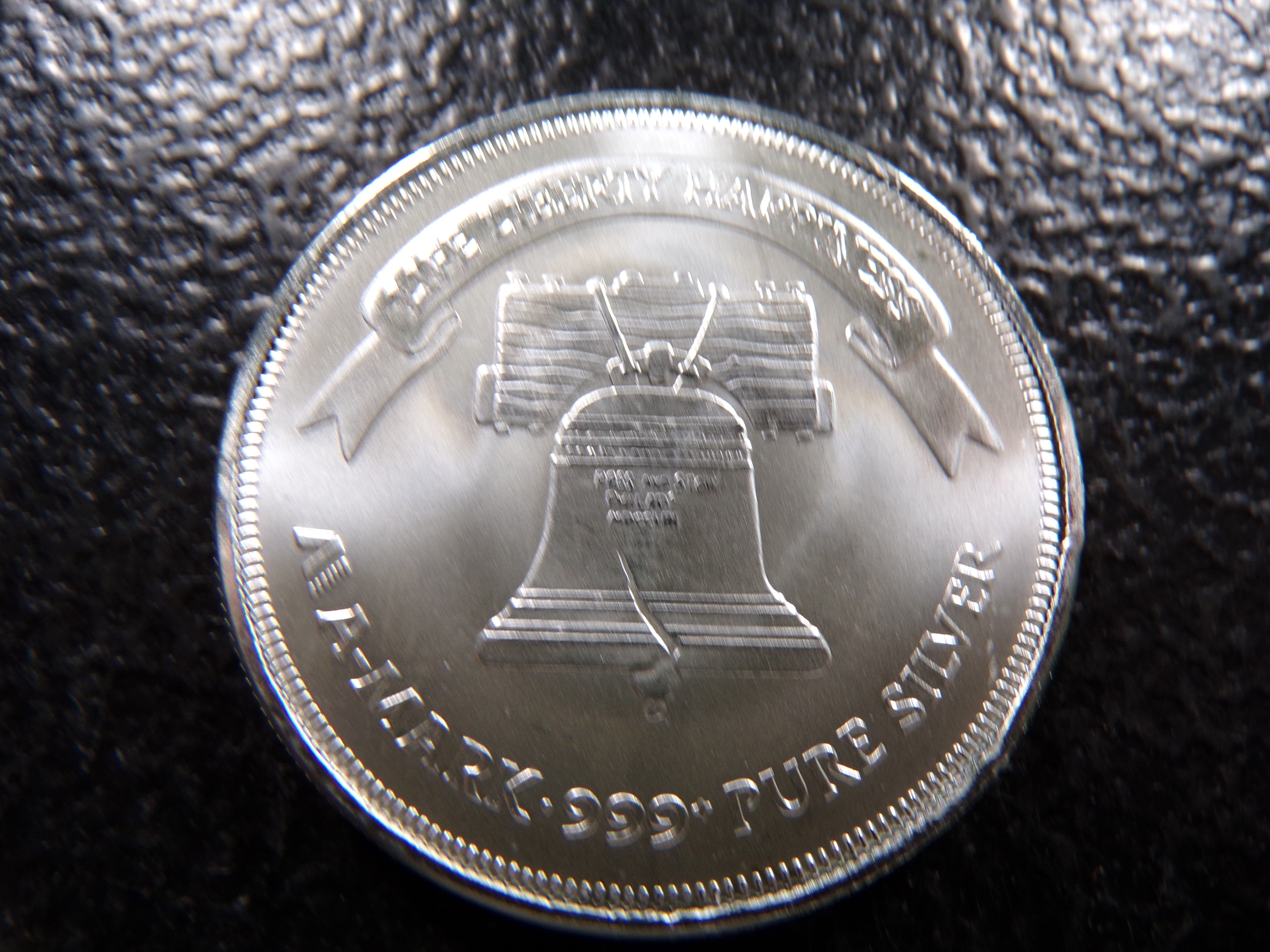 LIBERTY BELL 1 OUNCE 999+ PURE SILVER