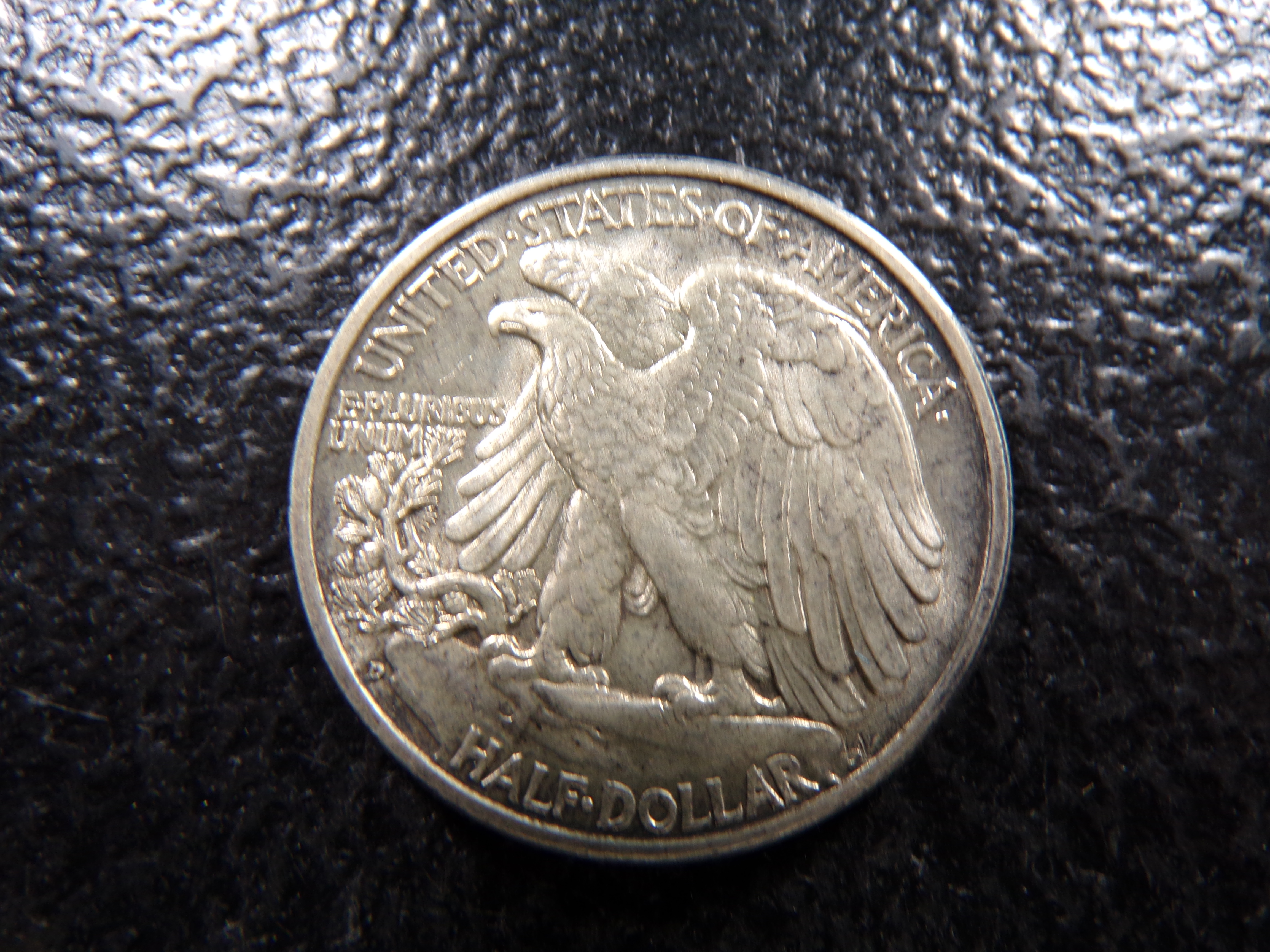1935-D RARE DATE HIGH GRADE WALKING LIBERTY SILVER HALF DOLLAR