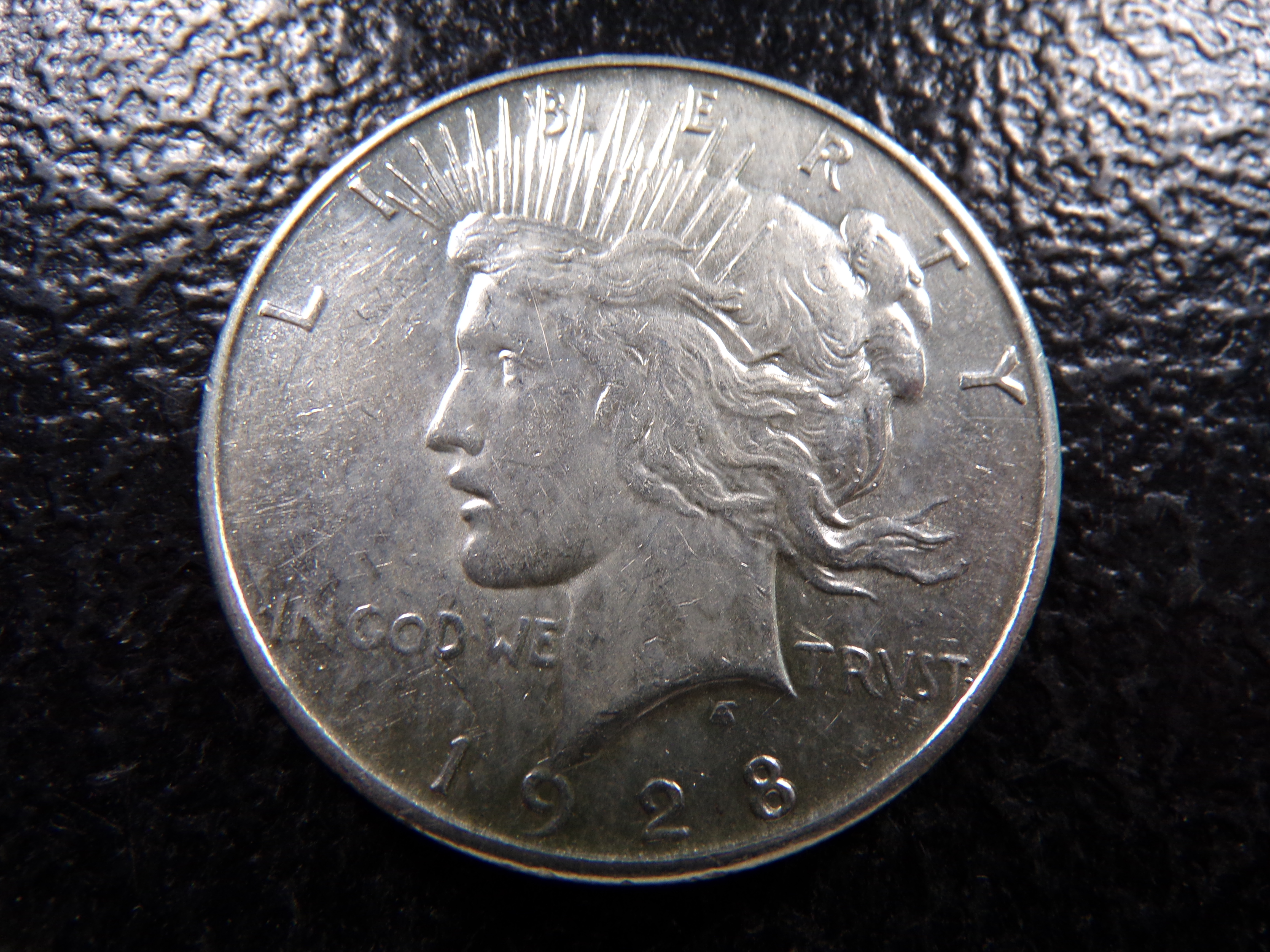 1928-S HIGH GRADE PEACE SILVER DOLLAR