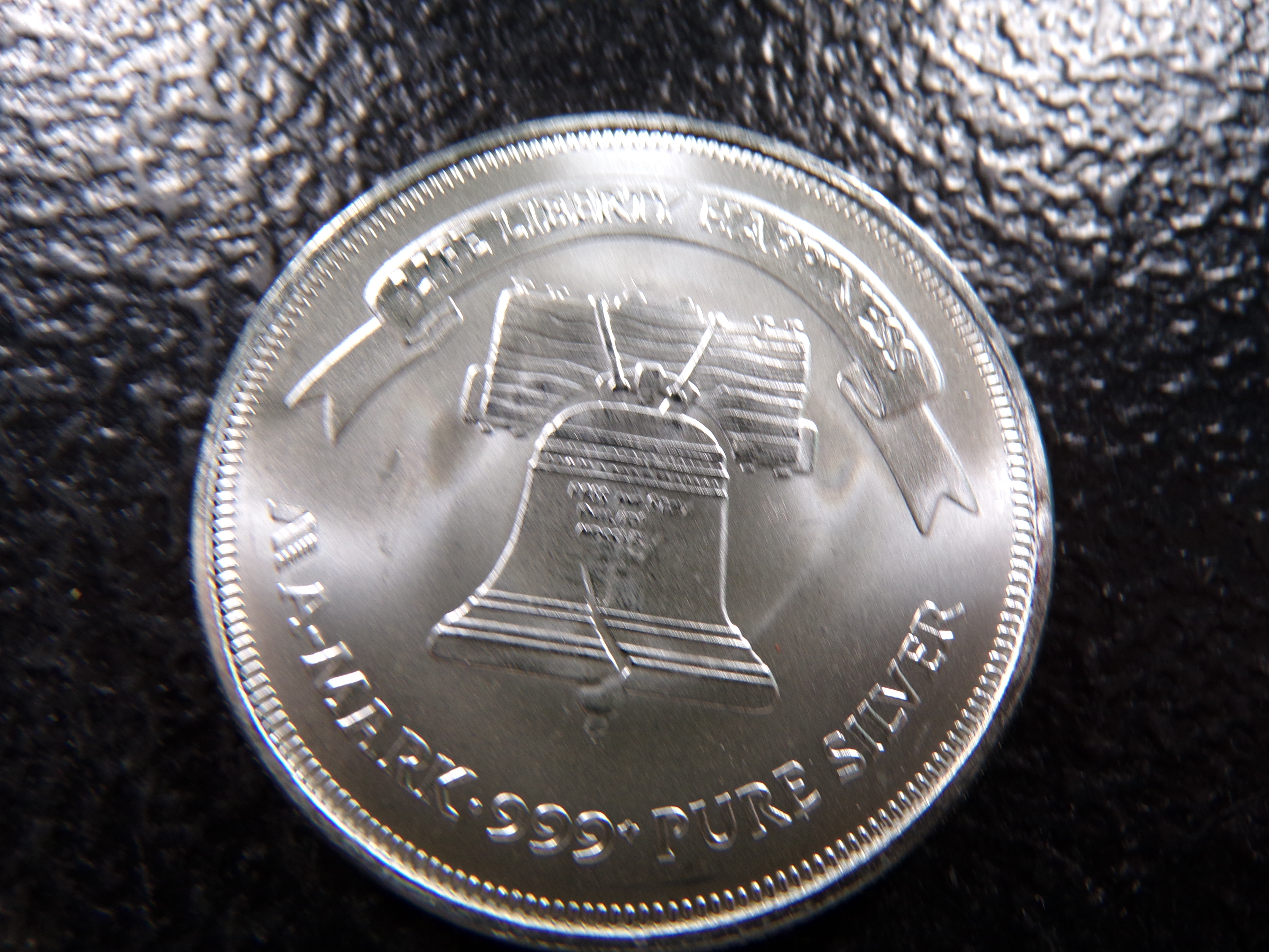 LIBERTY BELL 1 OUNCE 999+ PURE SILVER