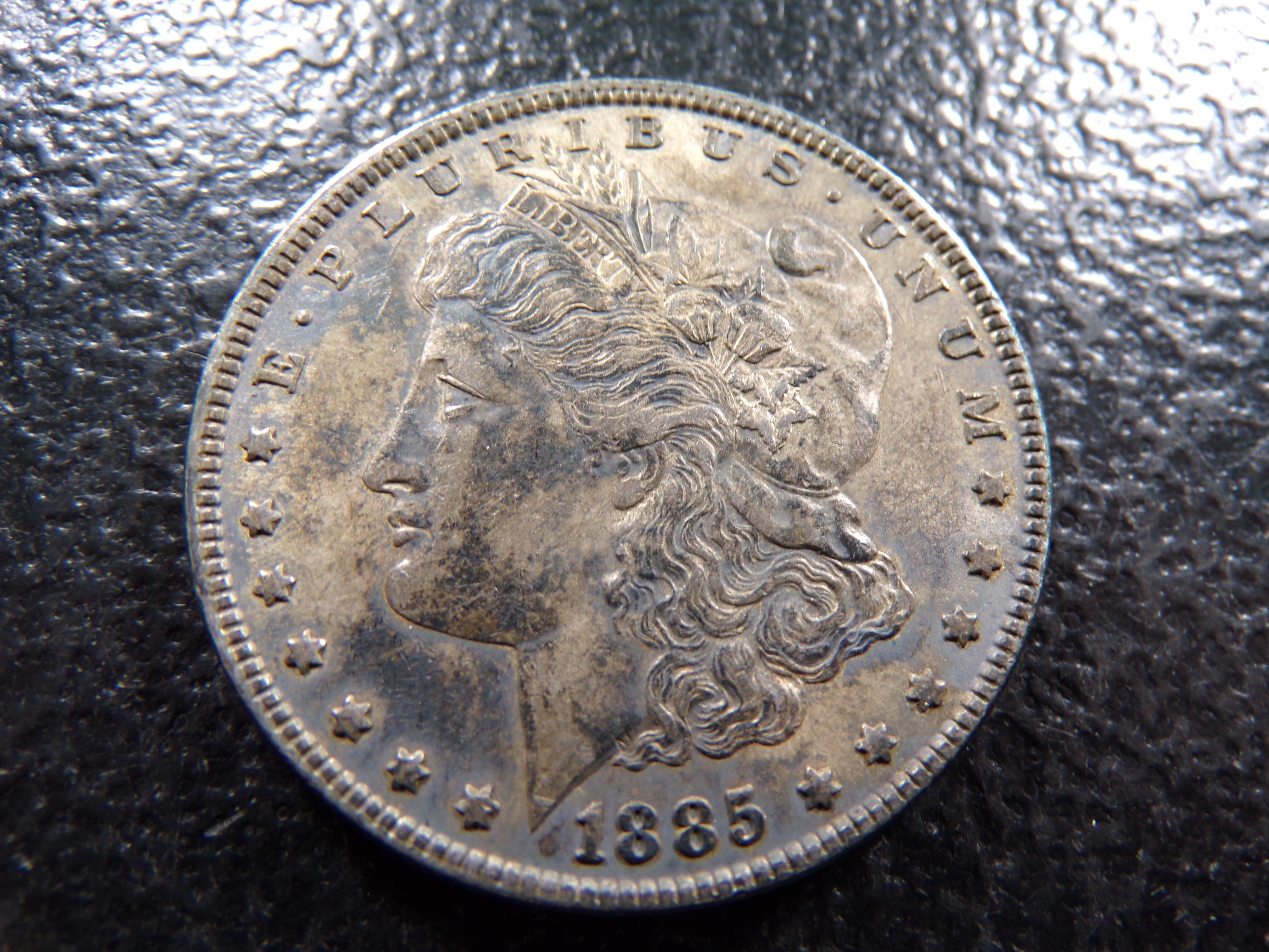 1885 MORGAN SILVER DOLLAR
