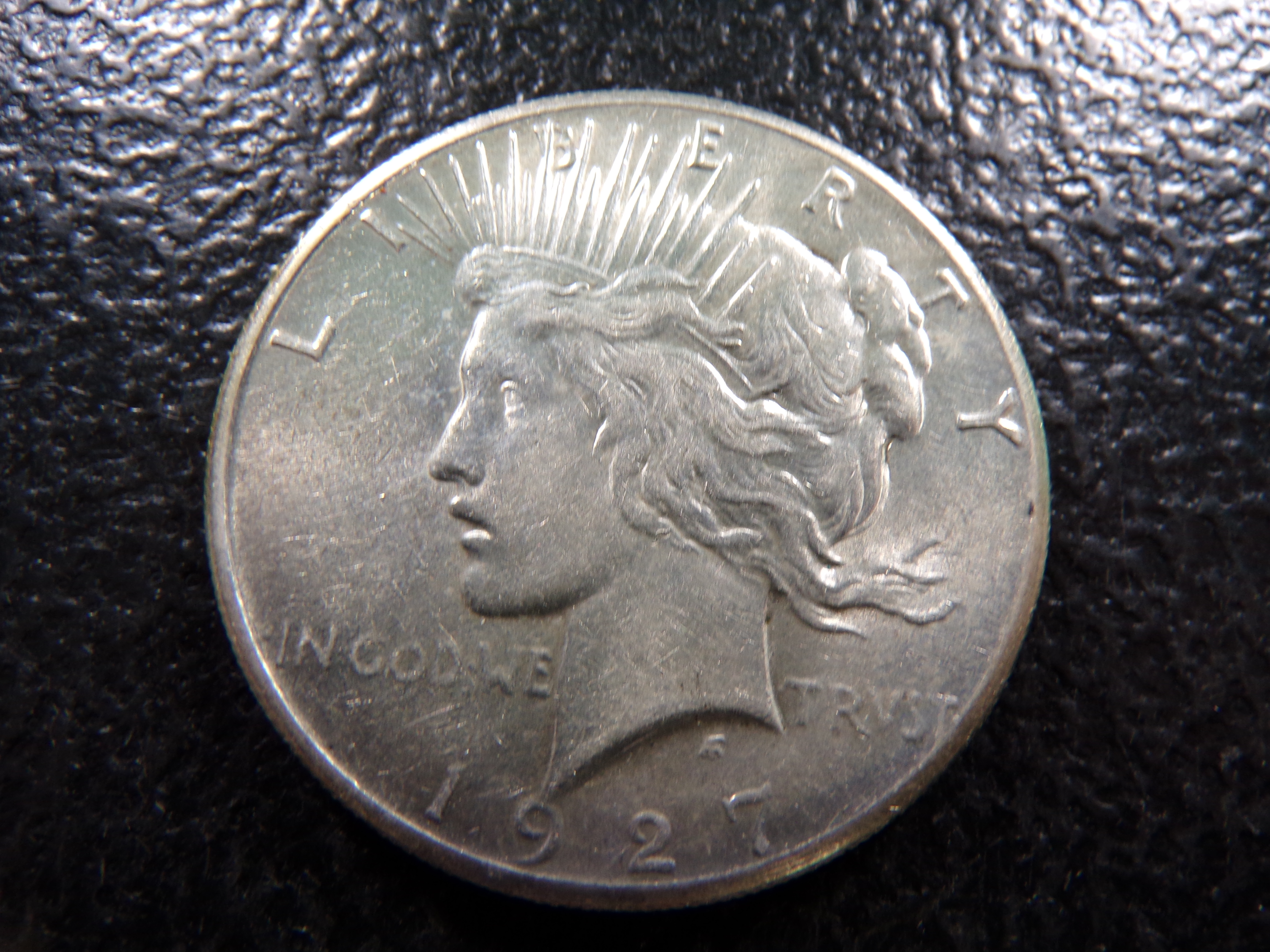 1927 PEACE SILVER DOLLAR