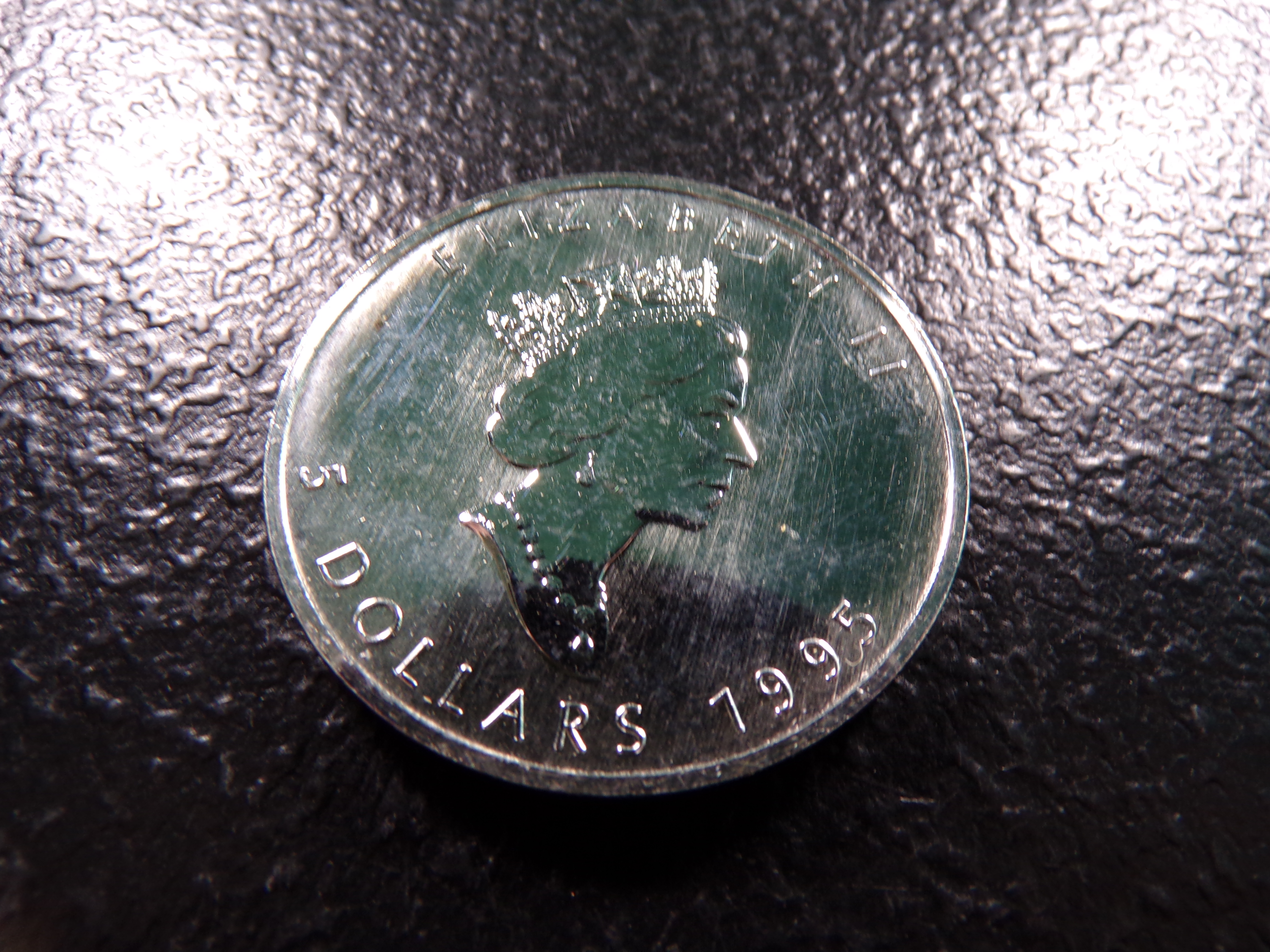 1995 CANADA $5 SILVER MAPLE LEAF *1 OUNCE 9999 FINE SILVER