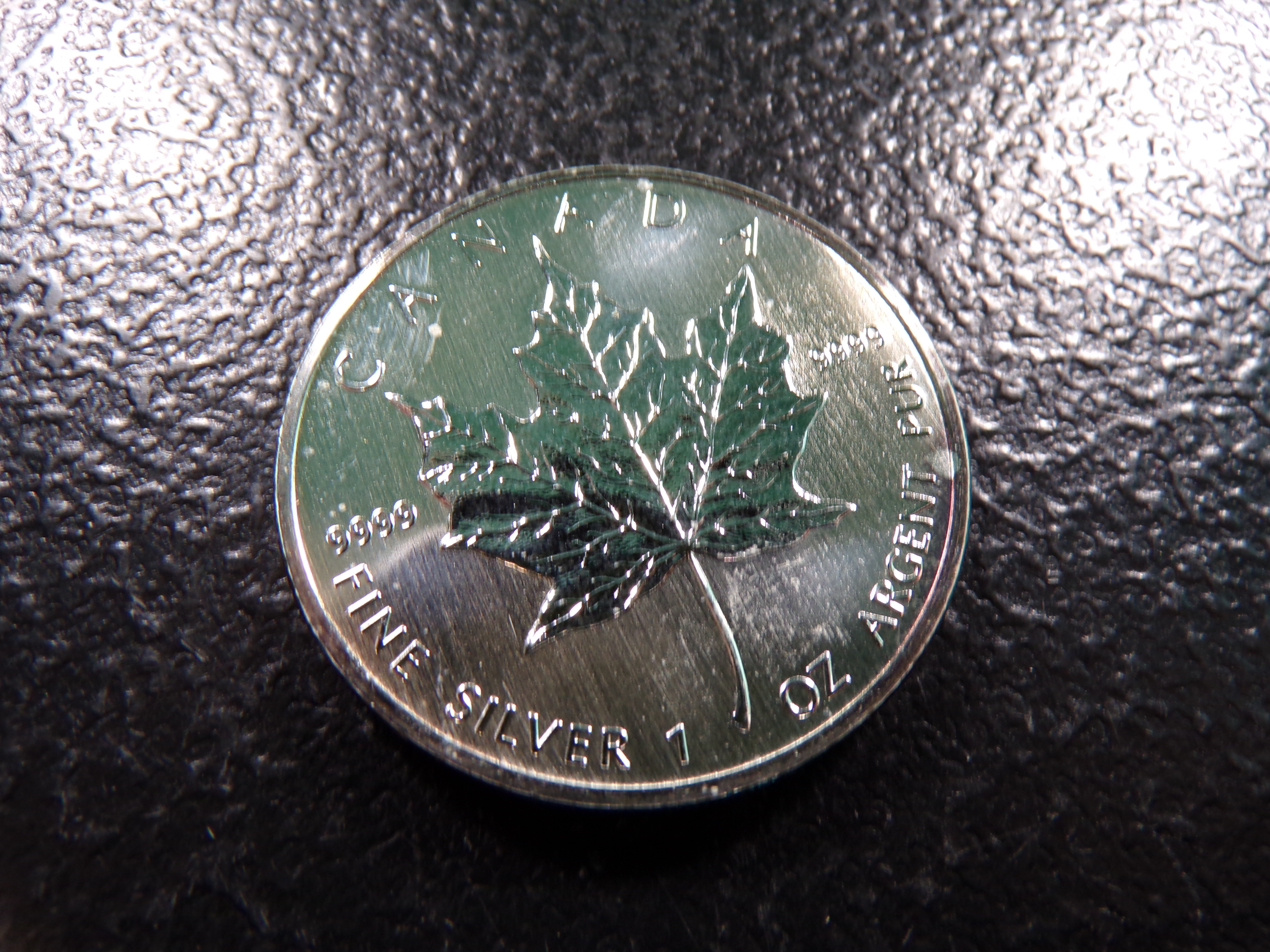 2003 CANADA $5 SILVER MAPLE LEAF *1 OUNCE 9999 FINE SILVER