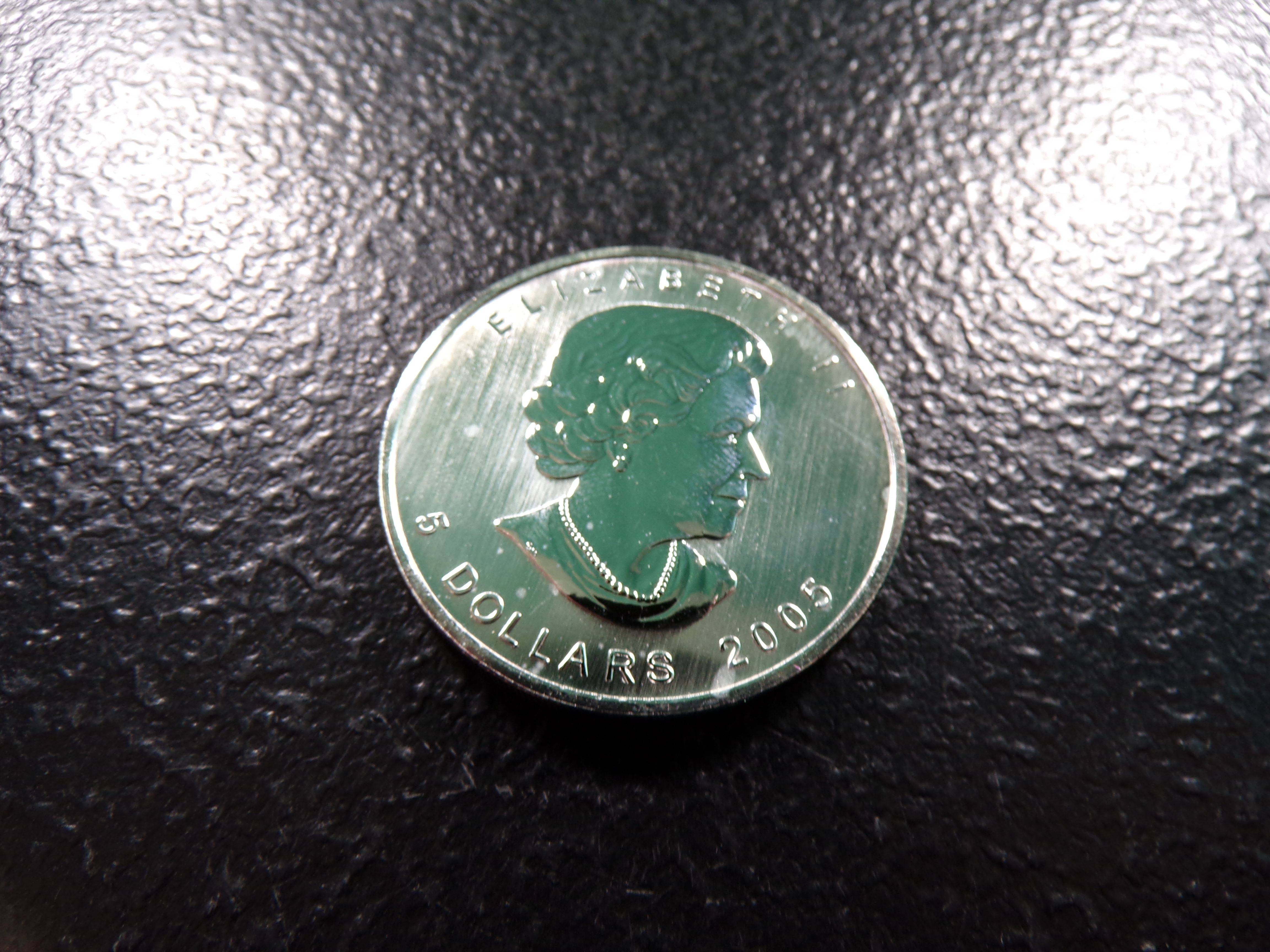 2005 CANADA $5 SILVER MAPLE LEAF *1 OUNCE 9999 FINE SILVER