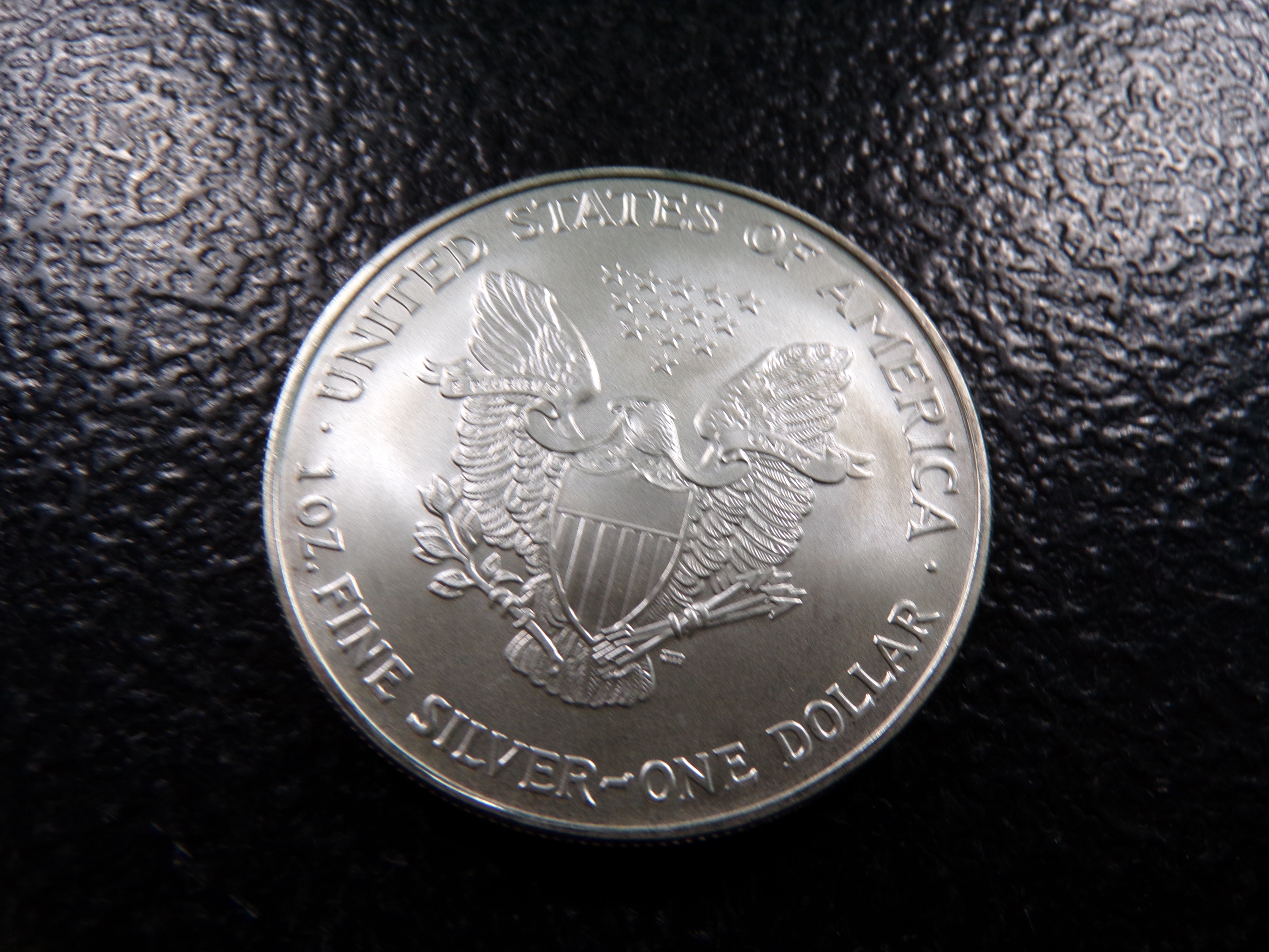 2006 AMERICAN SILVER EAGLE DOLLAR *1 OZ. FINE SILVER