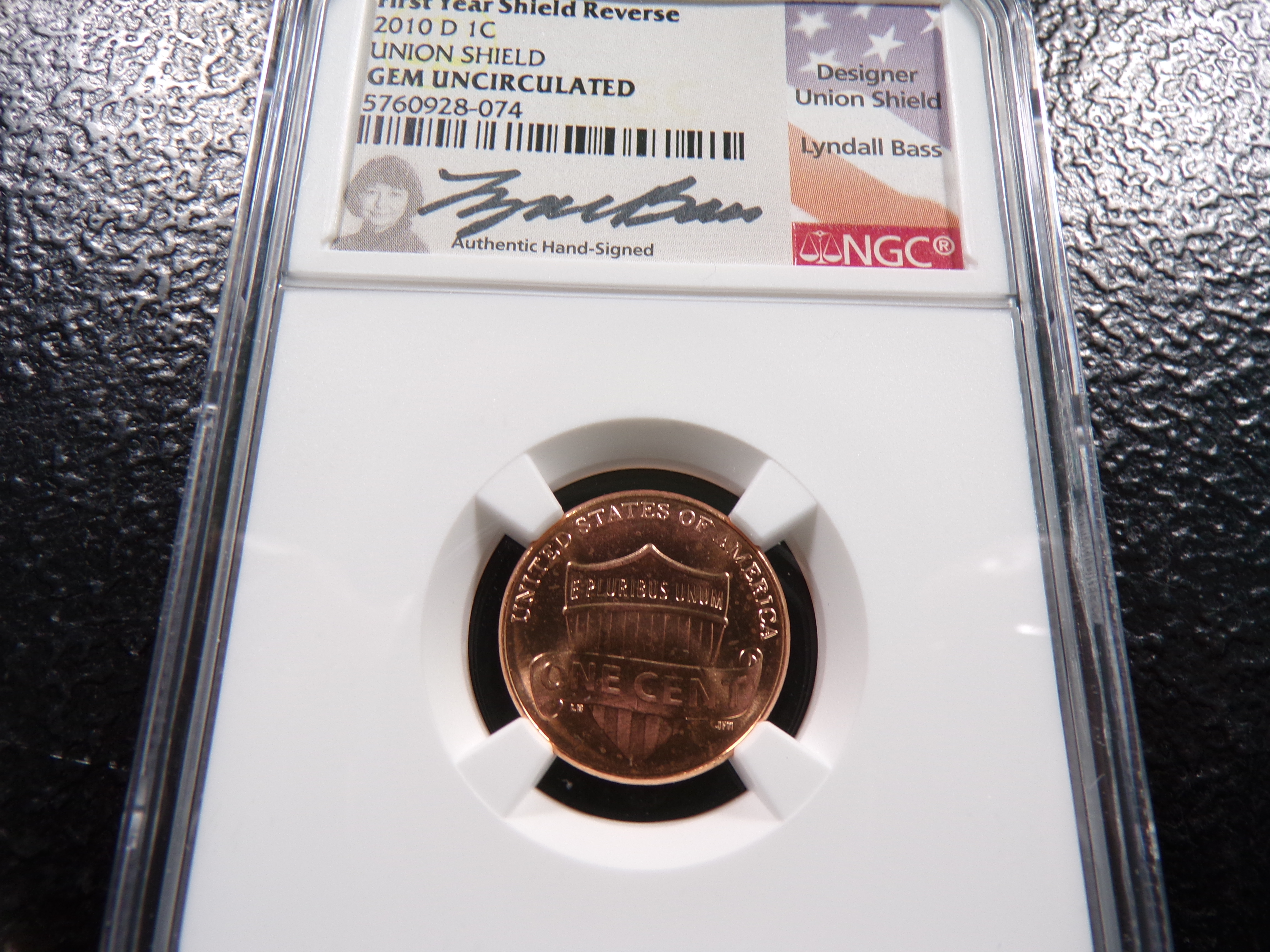 2010-D NGC GEM UNC. SIGNED FIRST YEAR SHIELD REVERSE LINCOLN UNION SHIELD CENT
