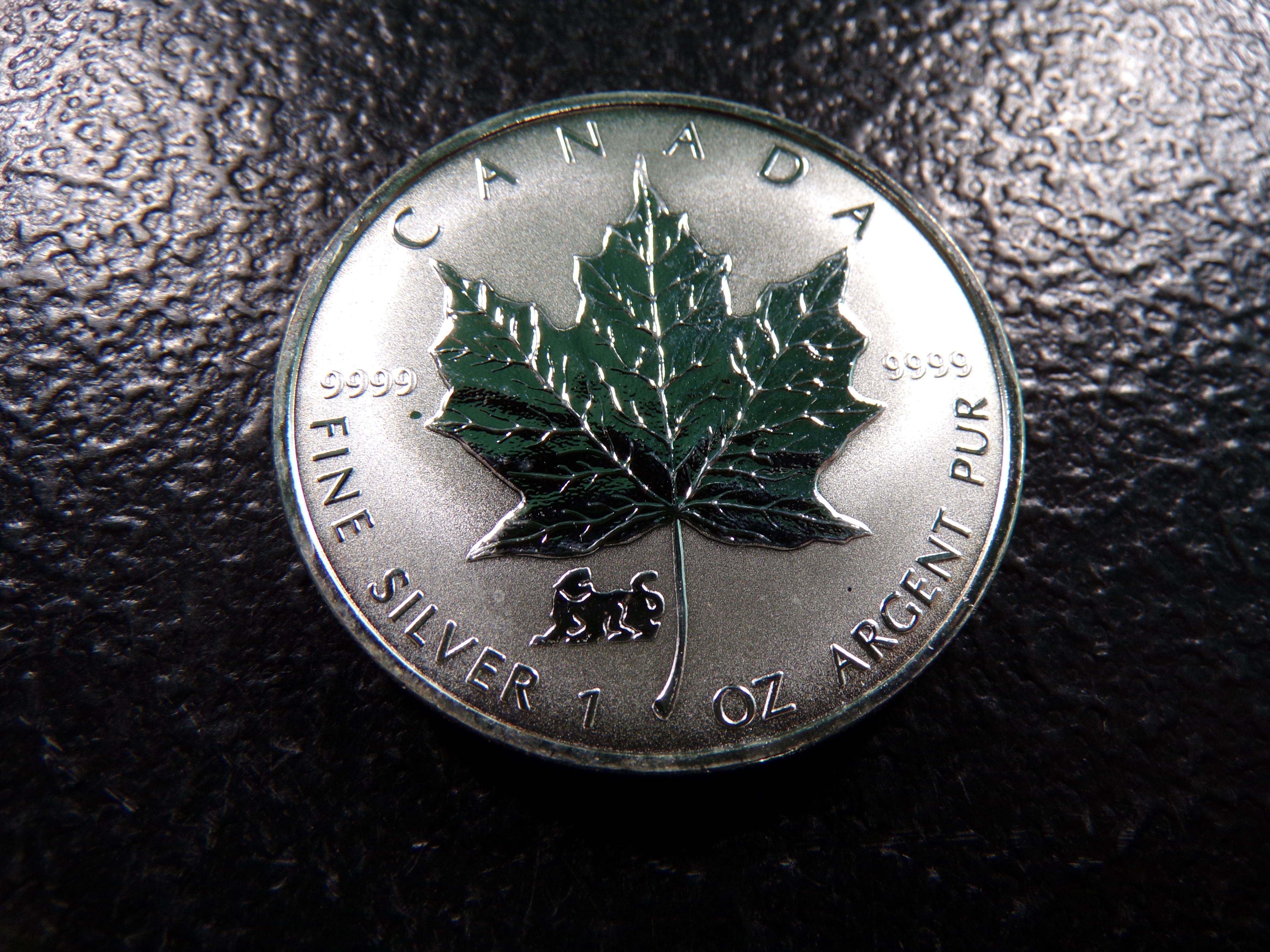 1998 CANADA $5 SILVER MAPLE LEAF *1 OUNCE 9999 FINE SILVER
