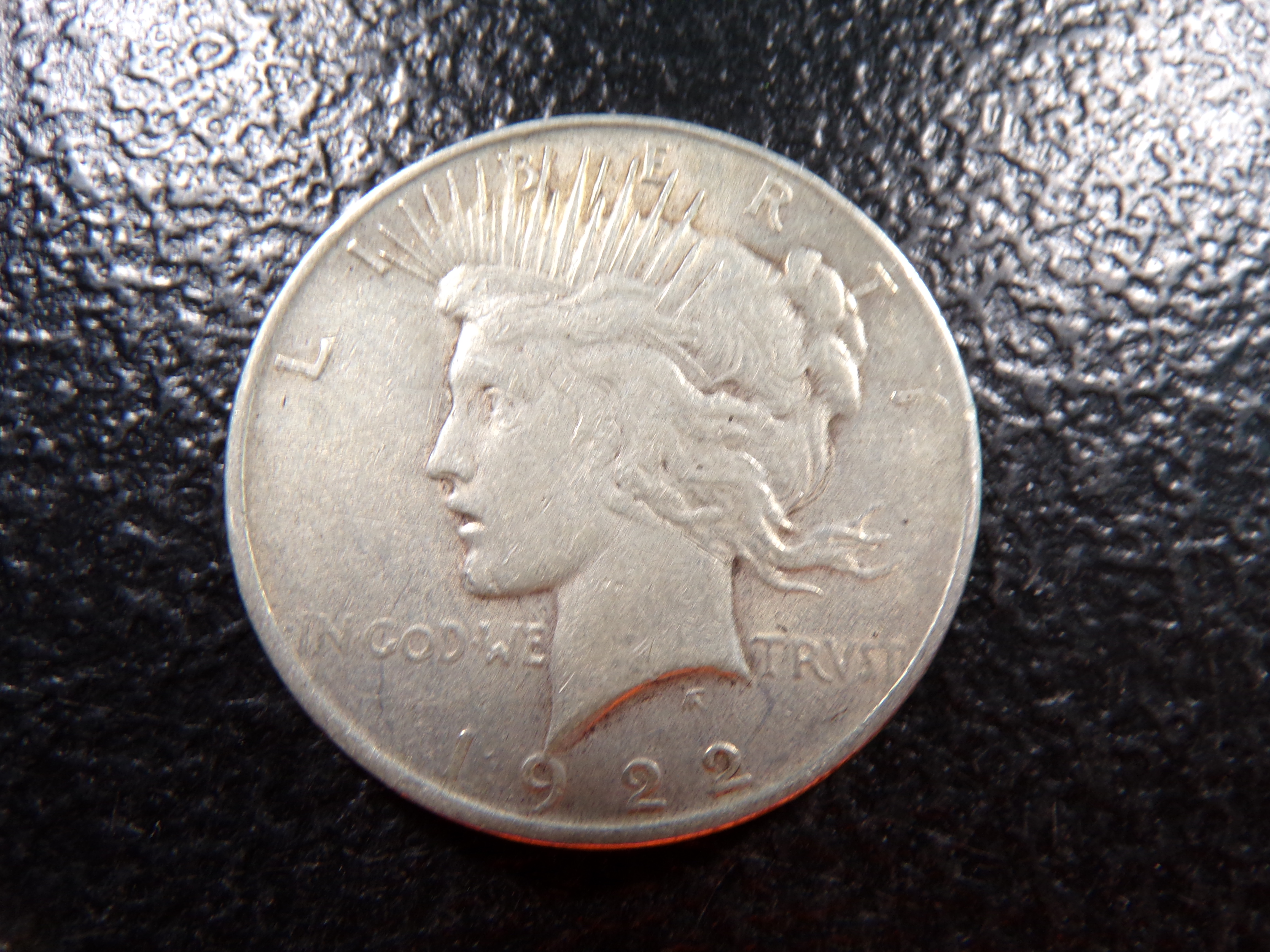 1922 PEACE SILVER DOLLAR