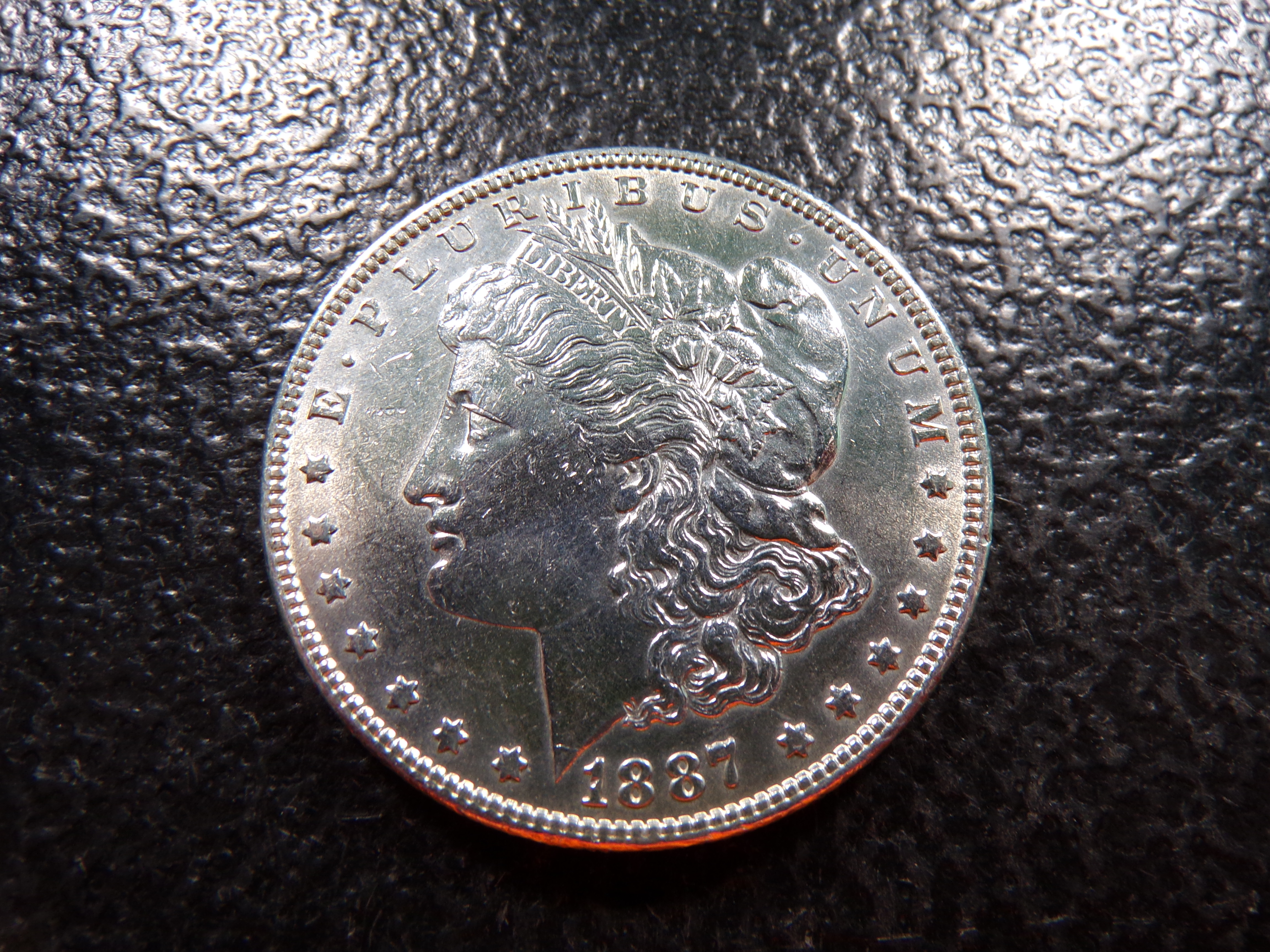 1887 MORGAN SILVER DOLLAR