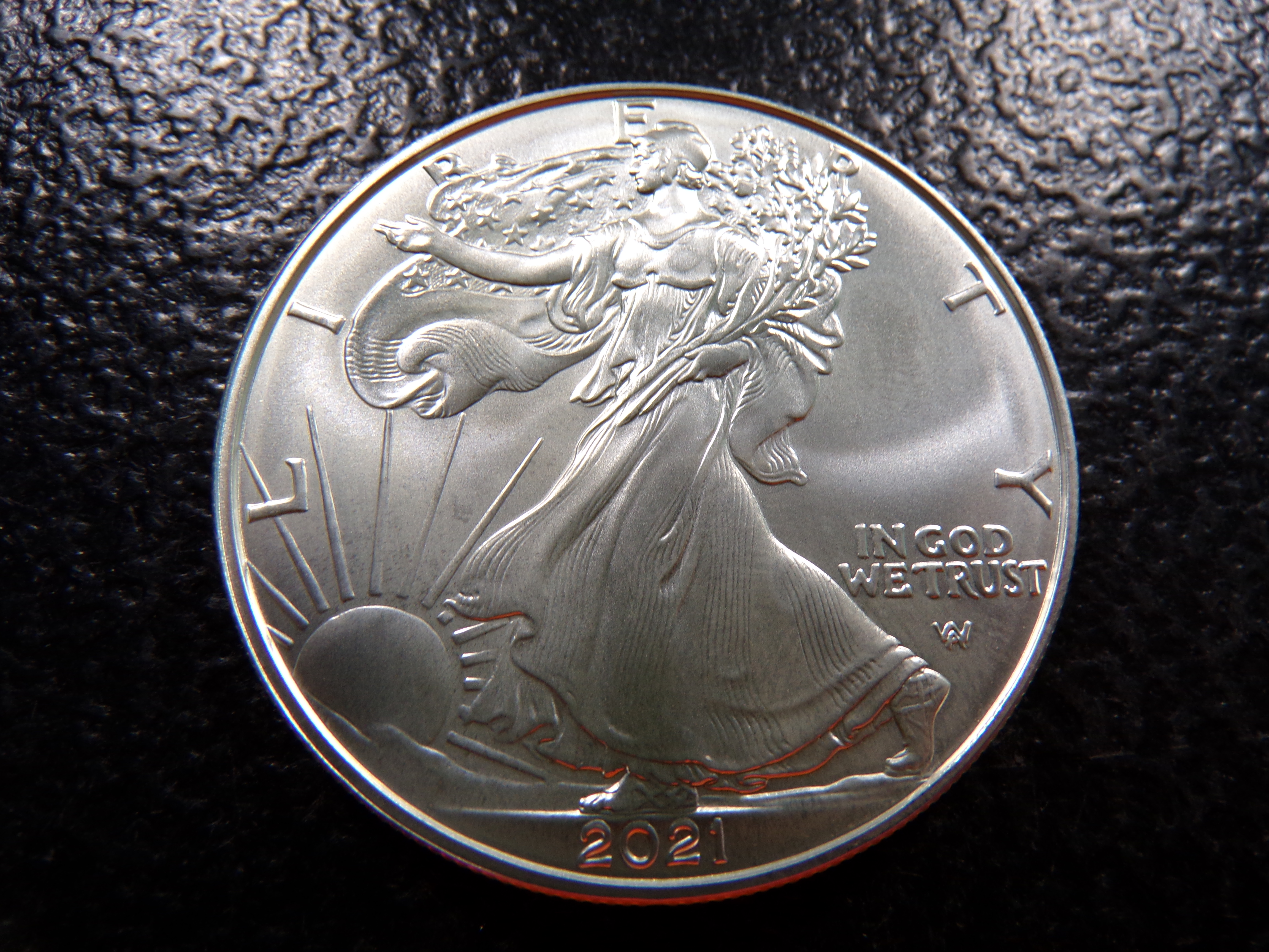 2021 AMERICAN SILVER EAGLE DOLLAR