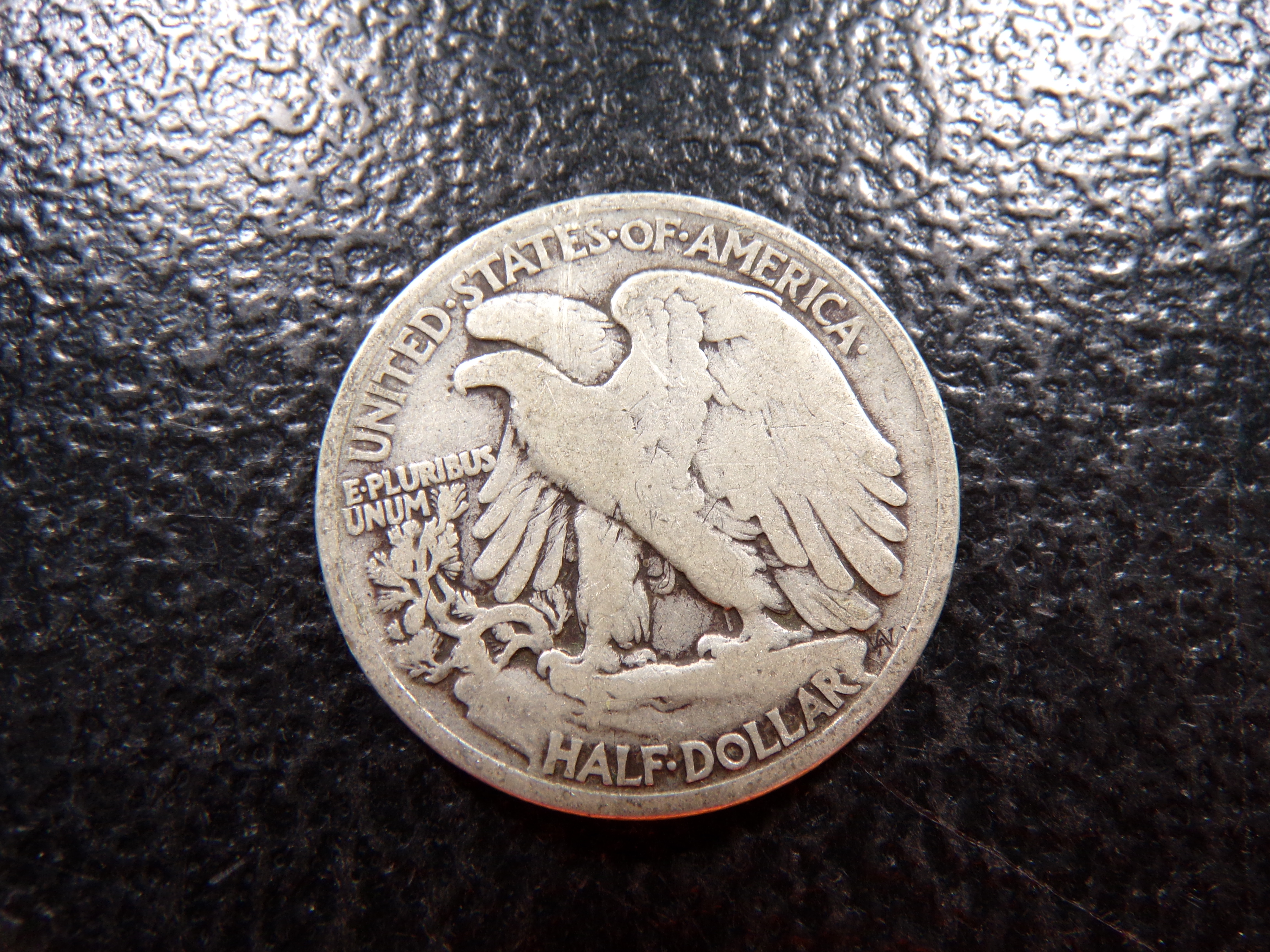 1935 WALKING LIBERTY SILVER HALF DOLLAR