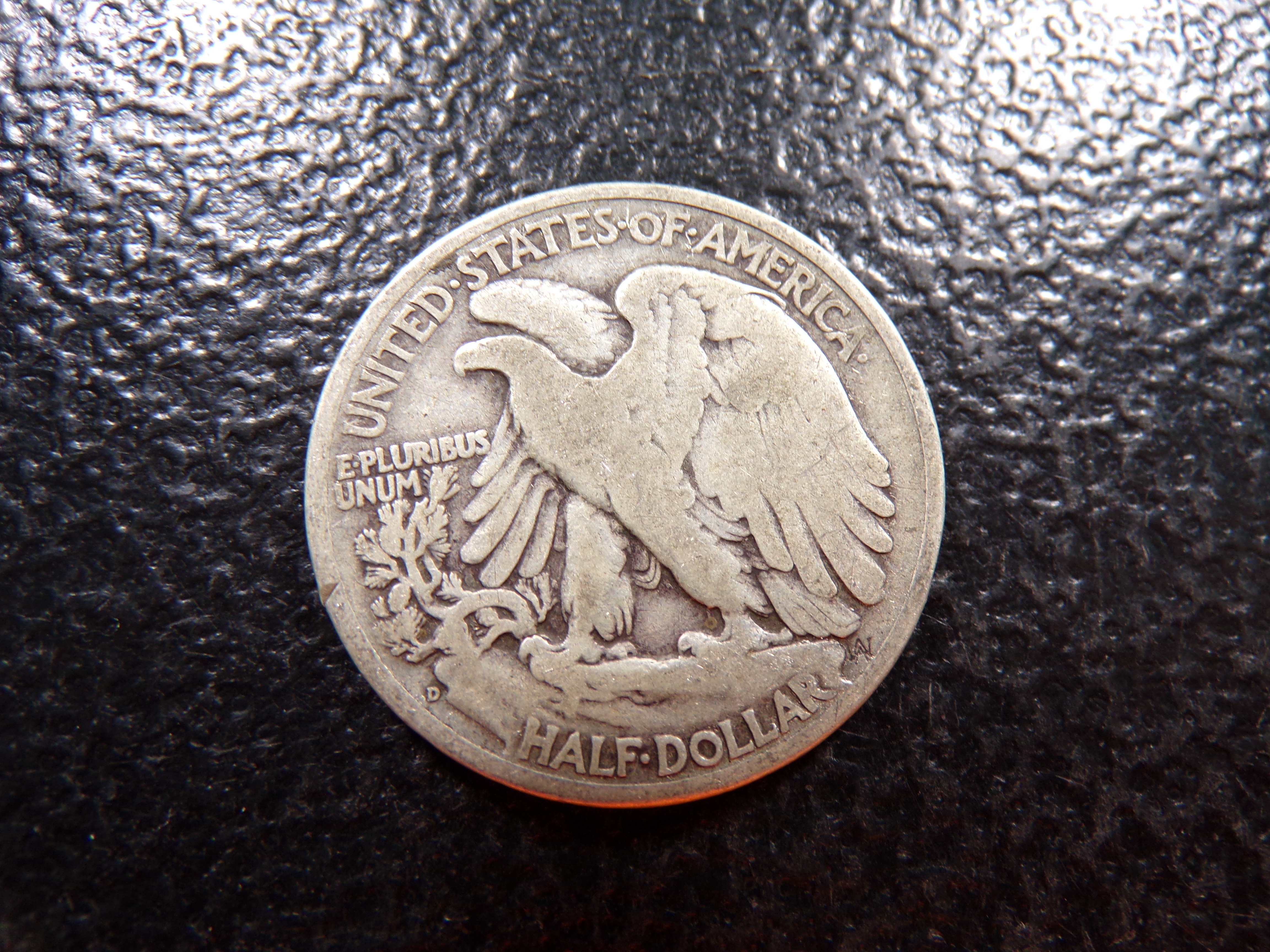 1944-D WALKING LIBERTY SILVER HALF DOLLAR