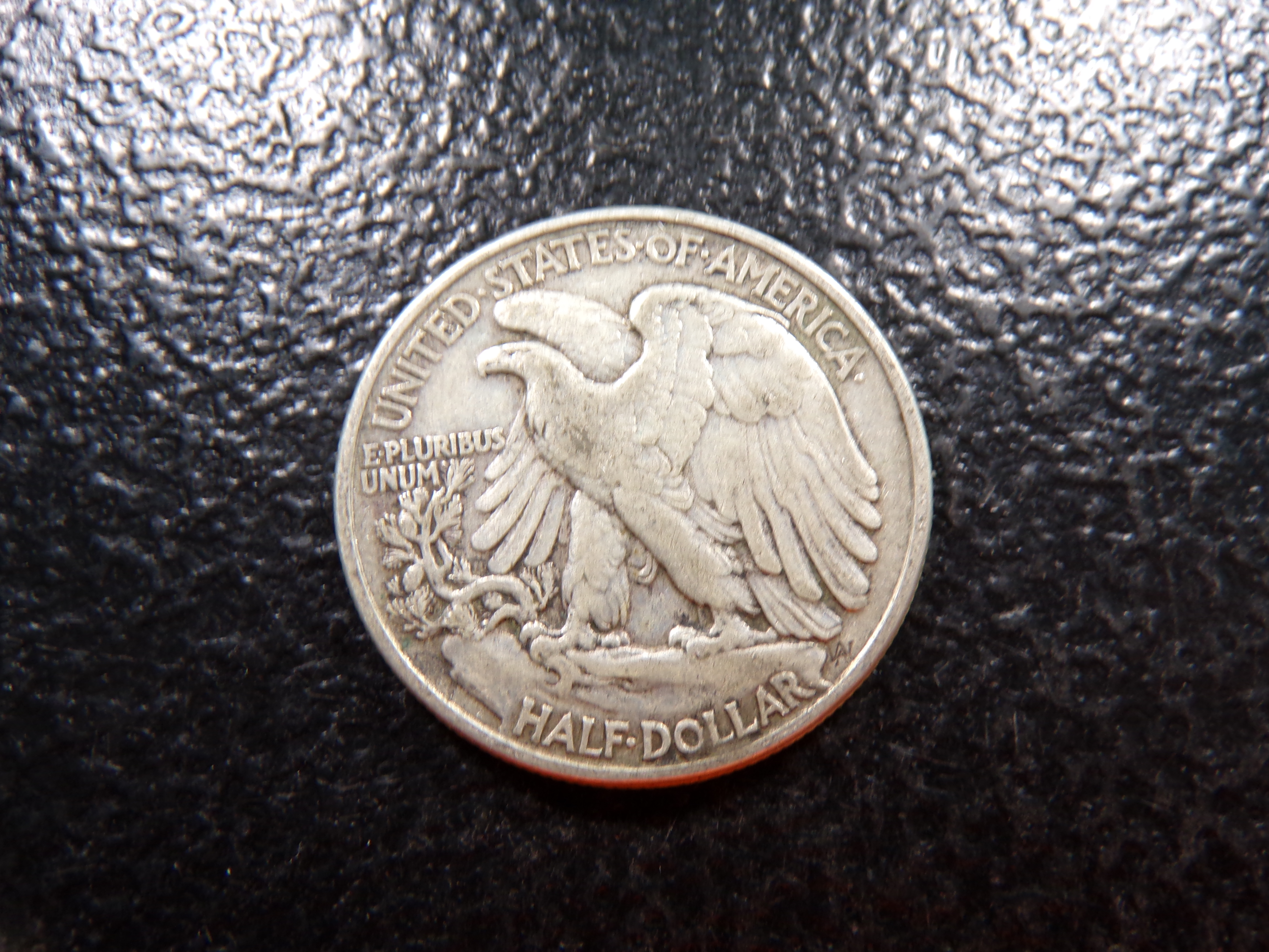 1942 WALKING LIBERTY SILVER HALF DOLLAR