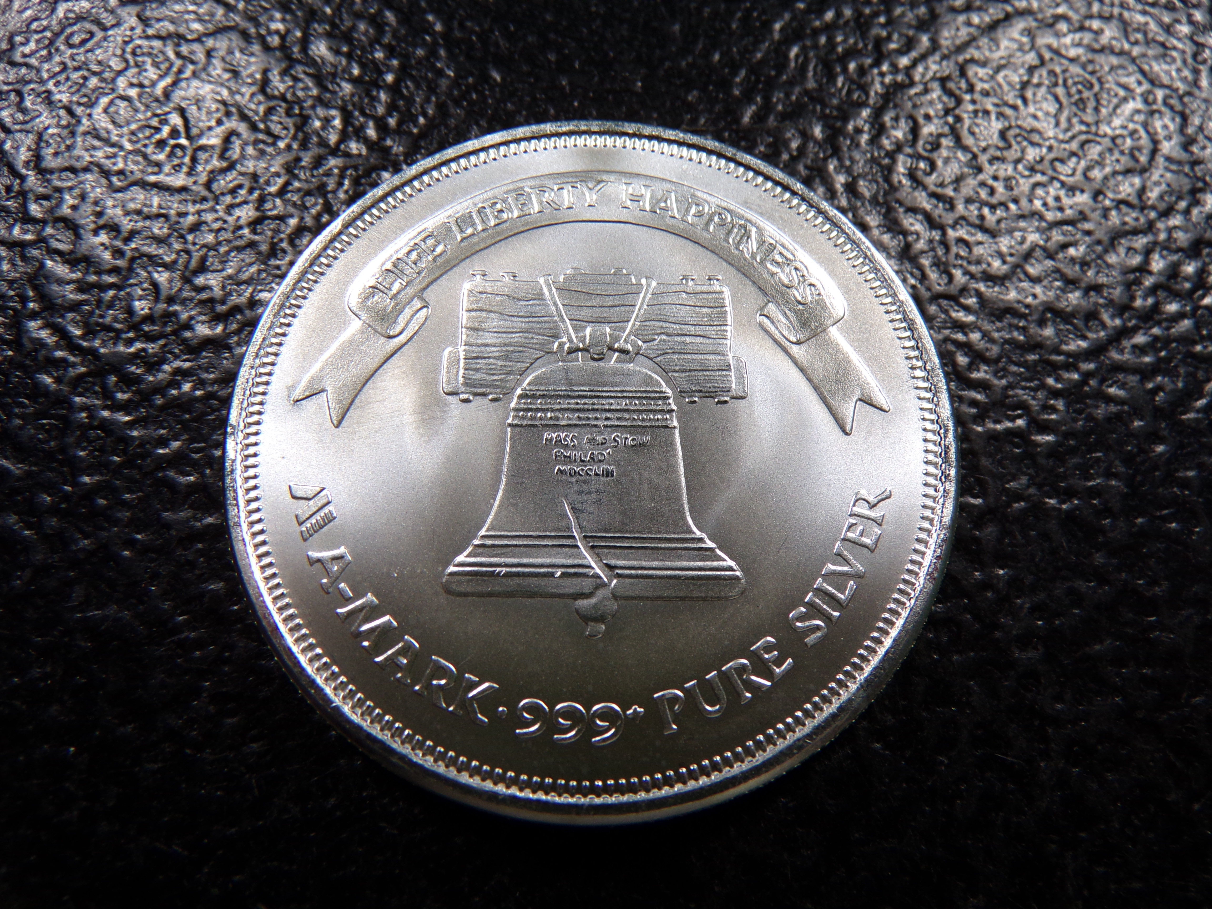 LIBERTY BELL 1 OUNCE 999+ PURE SILVER