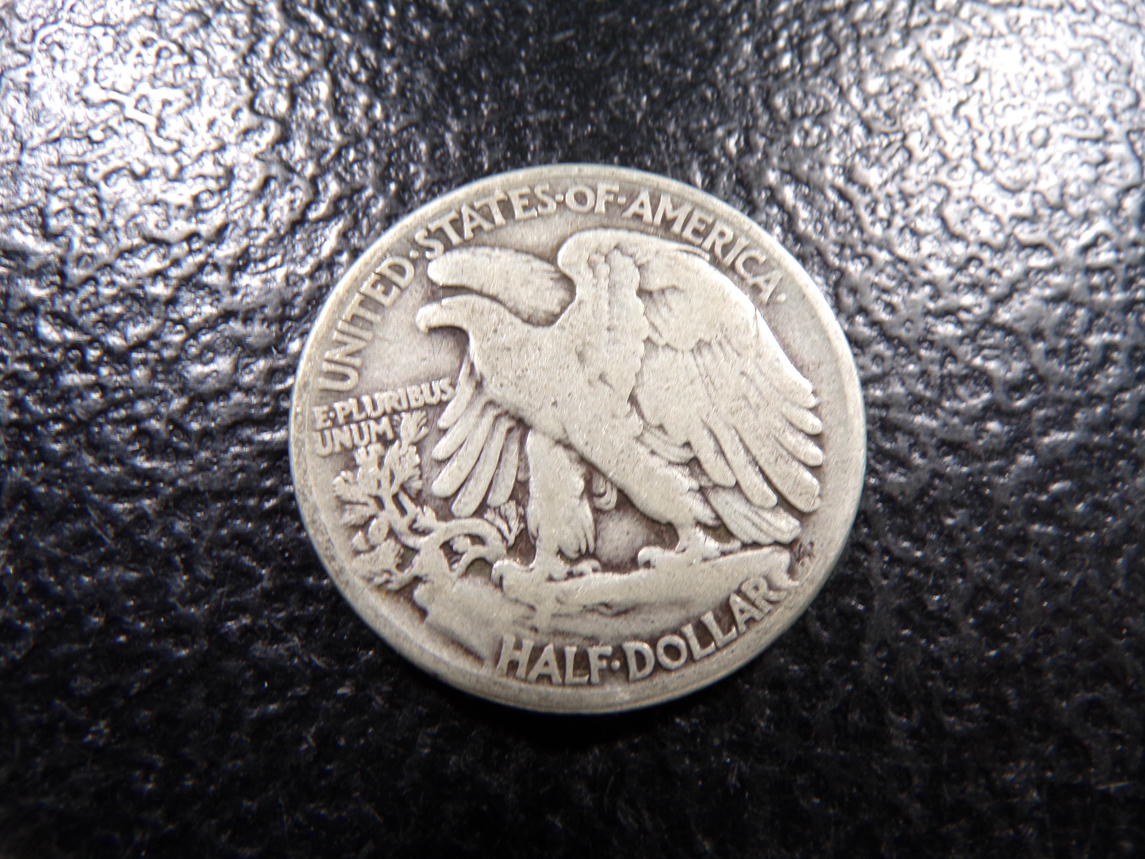 1944 WALKING LIBERTY SILVER HALF DOLLAR