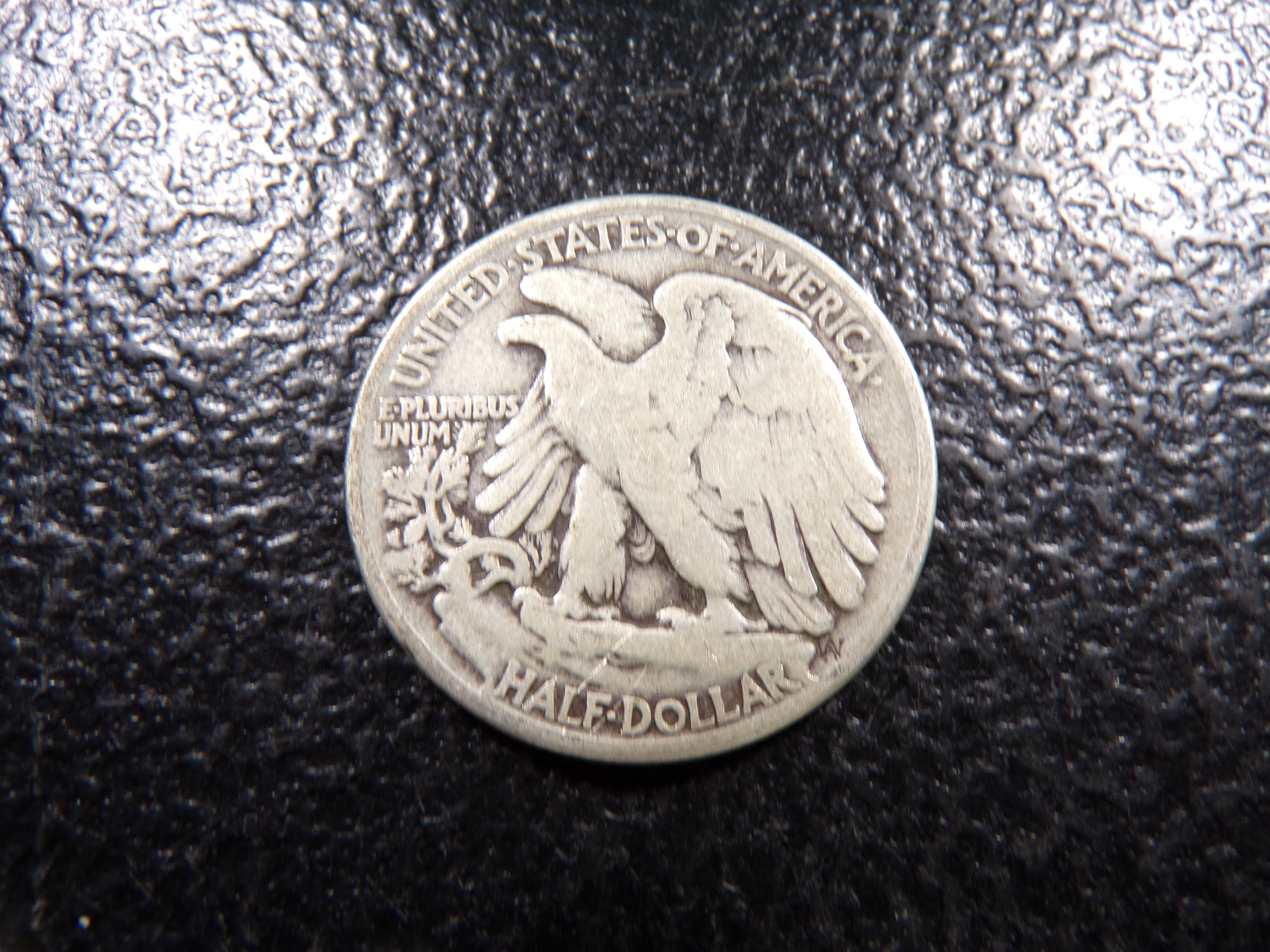 1944 WALKING LIBERTY SILVER HALF DOLLAR