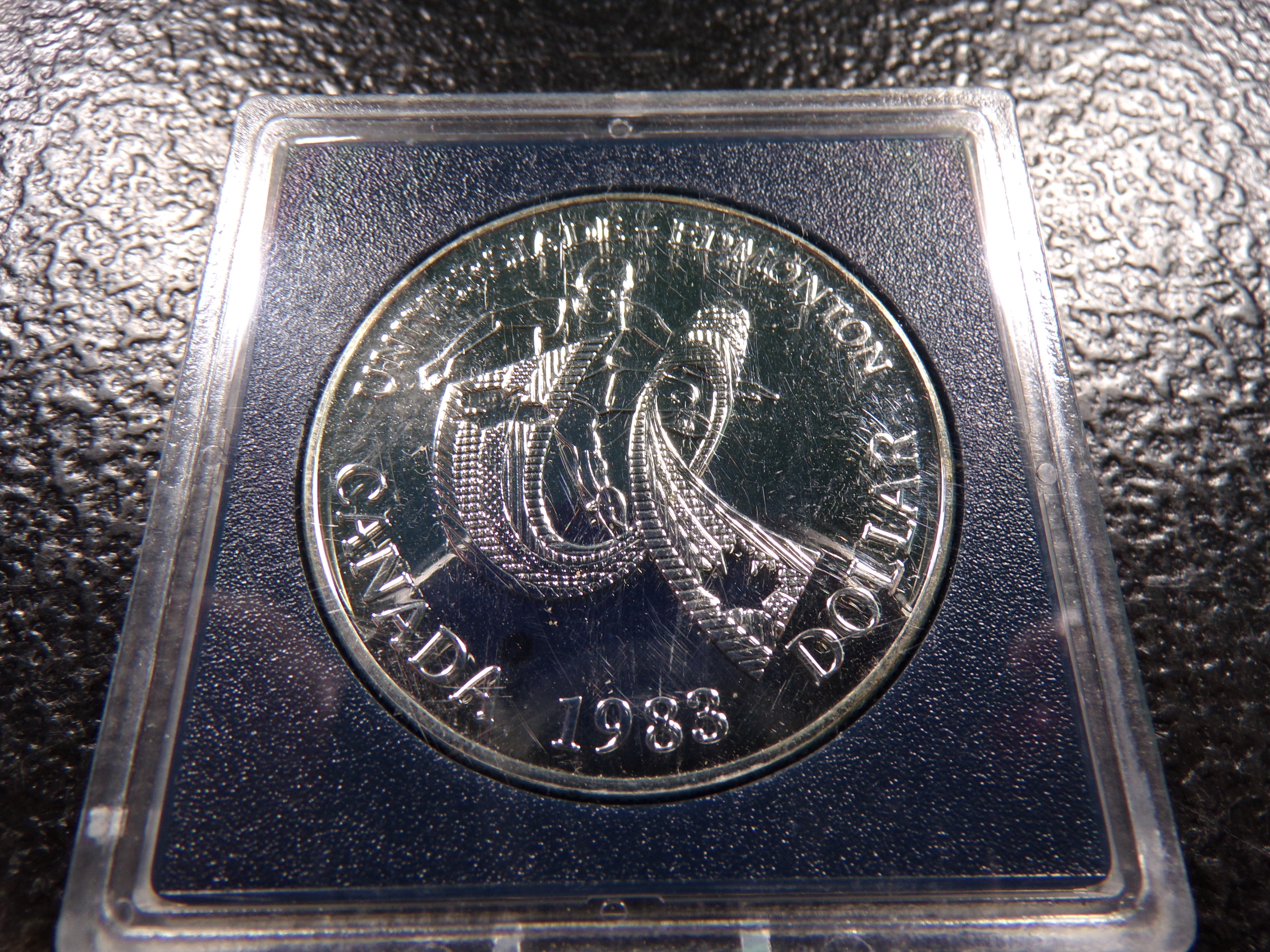 1983 CANADA SILVER DOLLAR