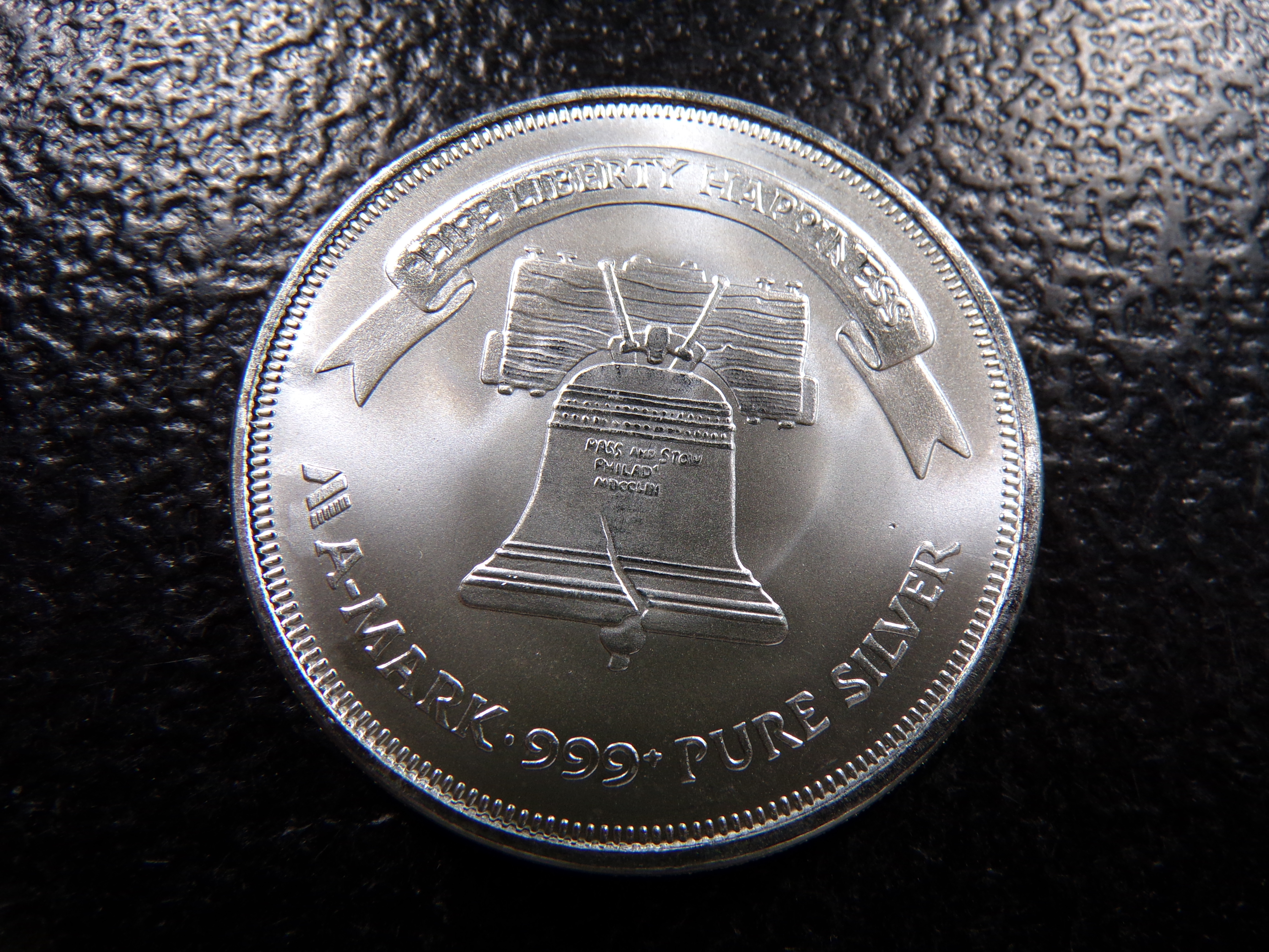 LIBERTY BELL 1 OUNCE 999+ PURE SILVER