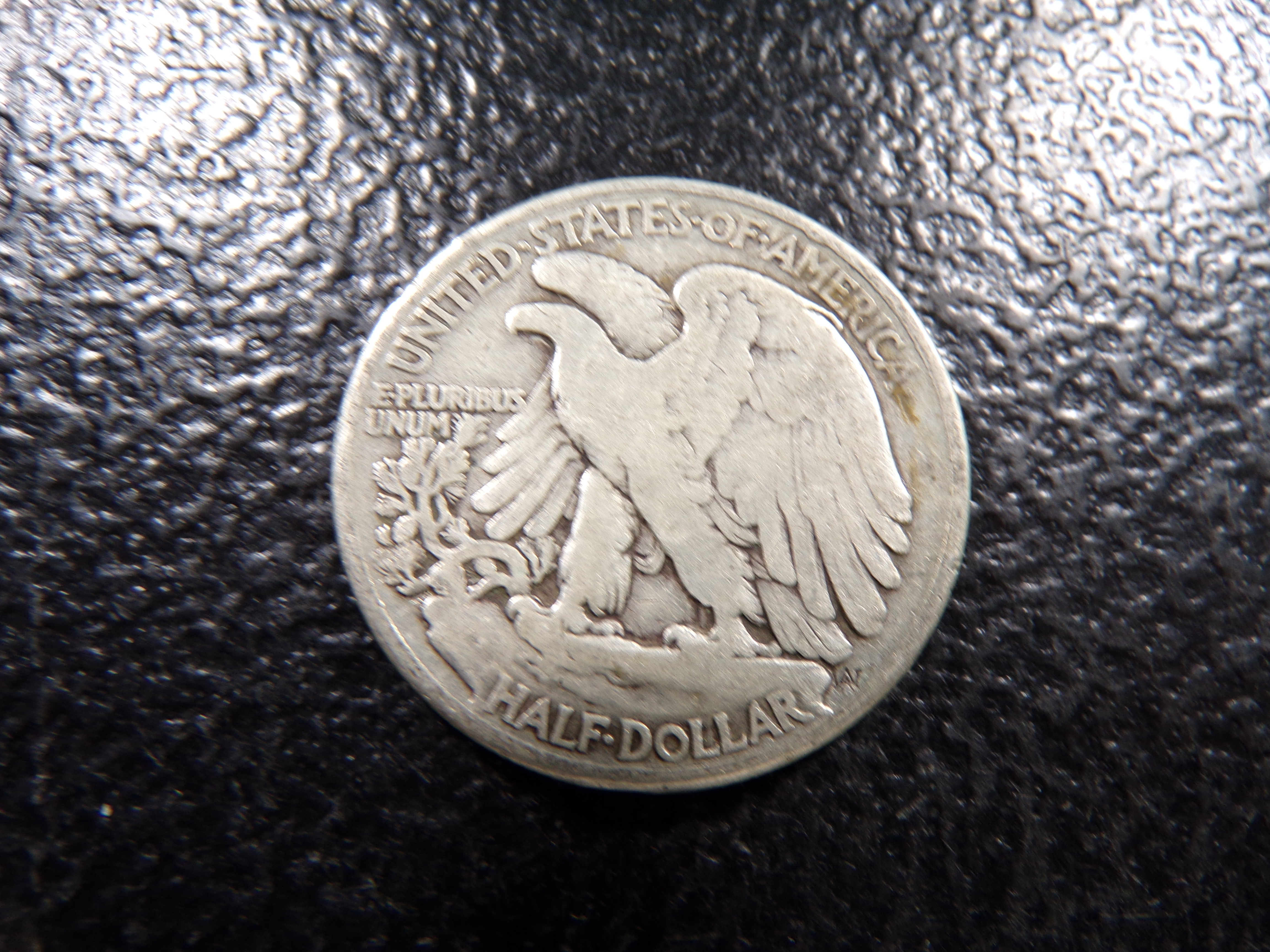 1944 WALKING LIBERTY SILVER HALF DOLLAR