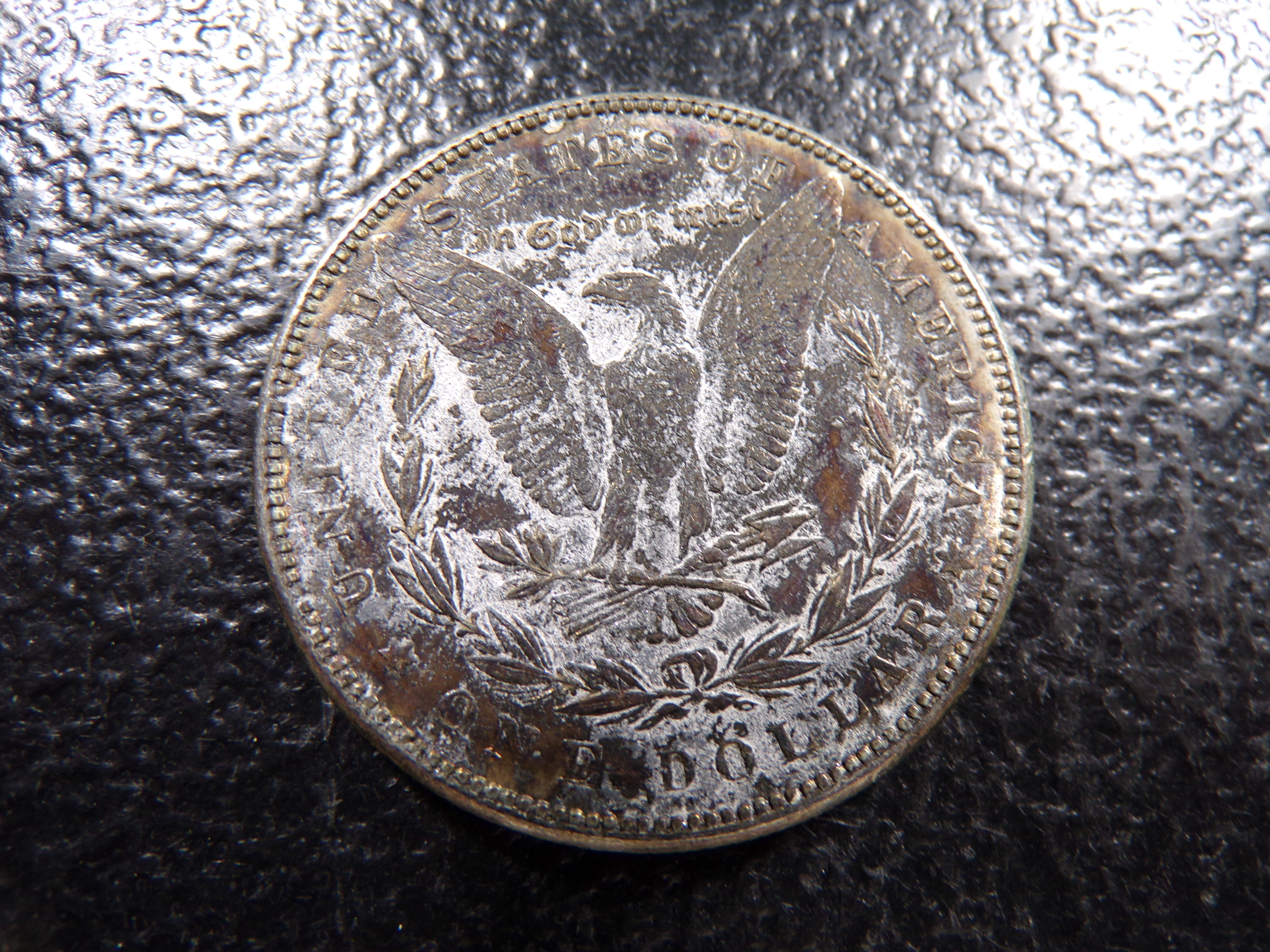 1886 MORGAN SILVER DOLLAR
