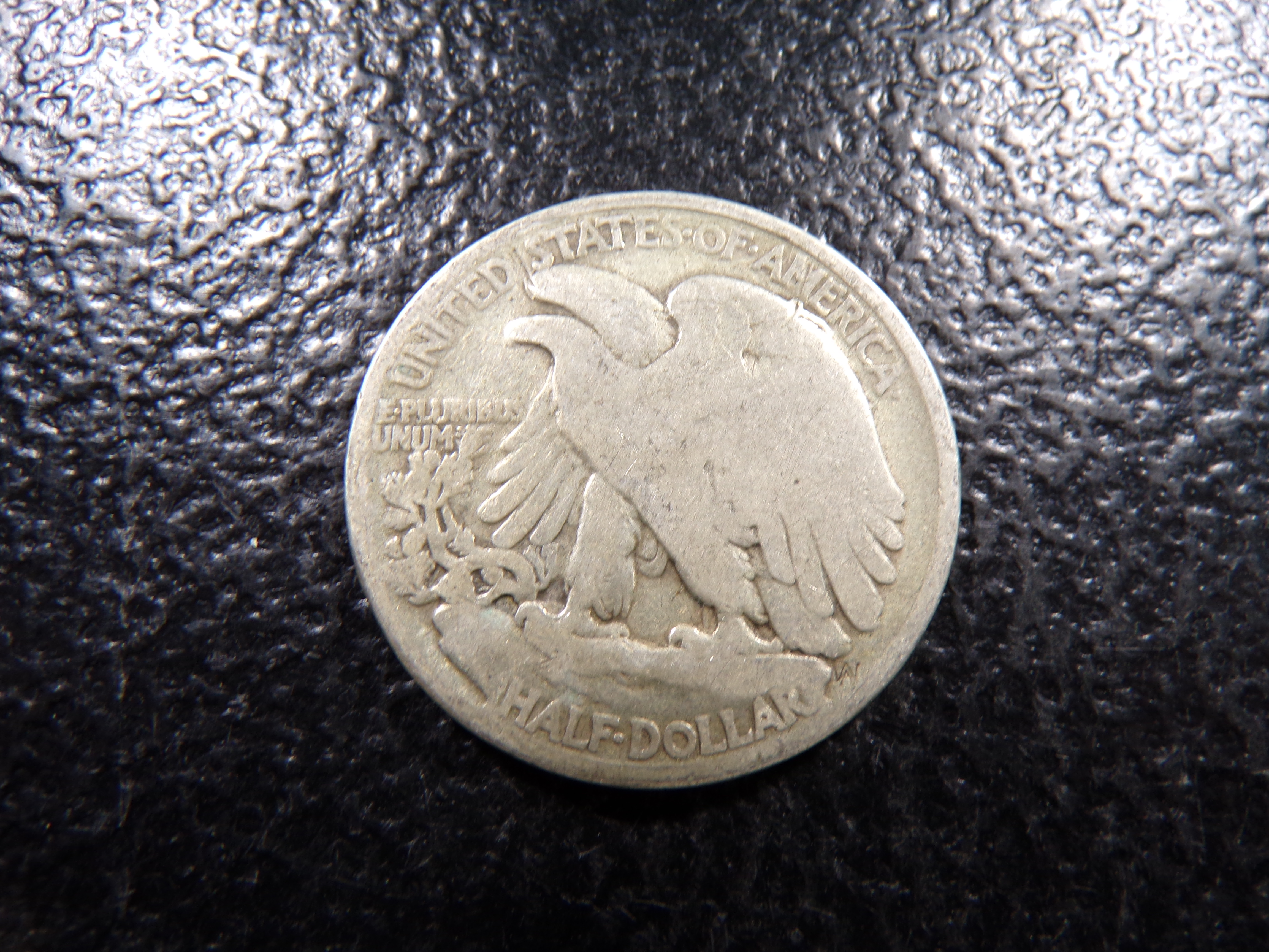 1934 WALKING LIBERTY SILVER HALF DOLLAR
