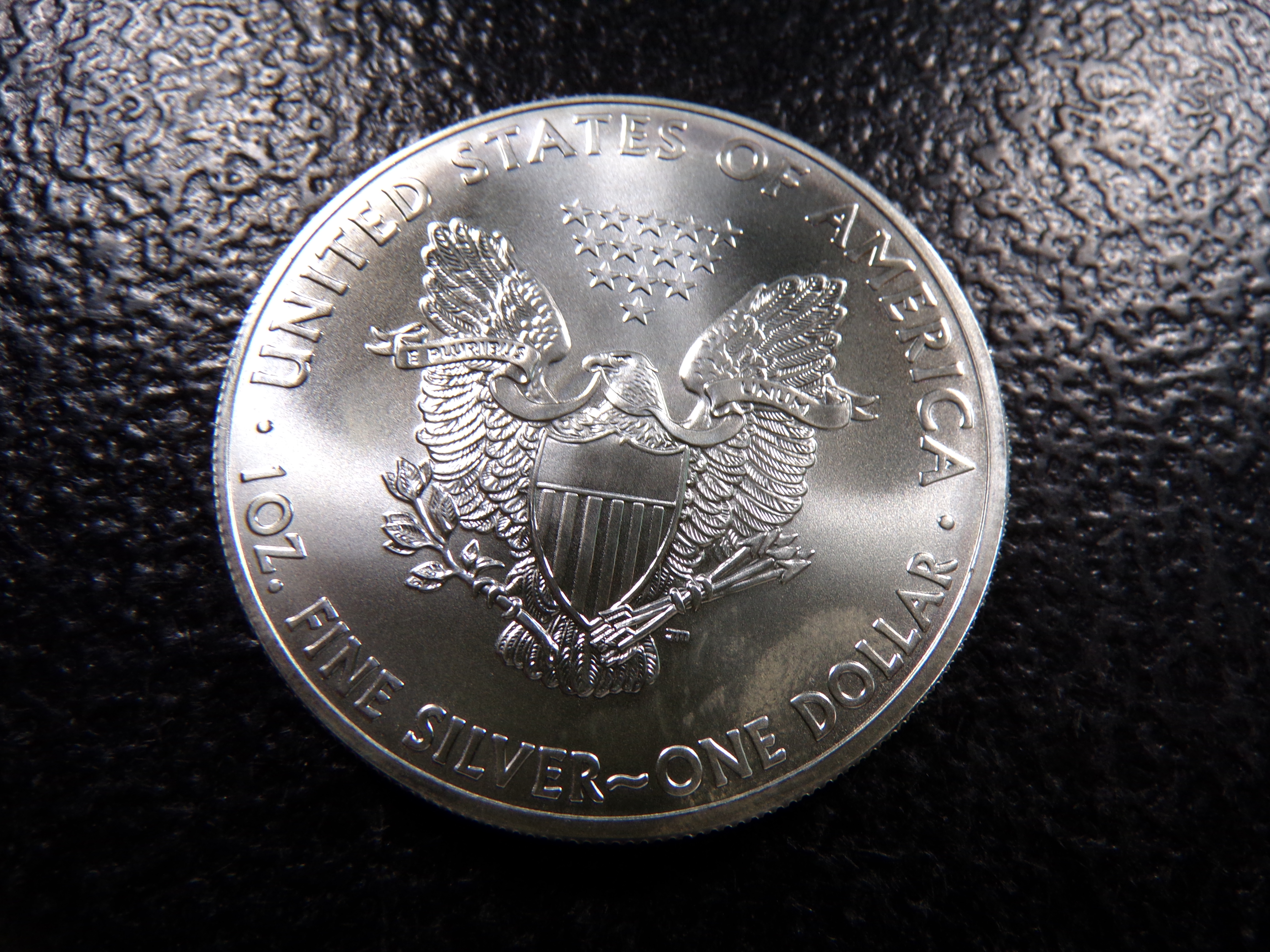 2015 AMERICAN SILVER EAGLE DOLLAR