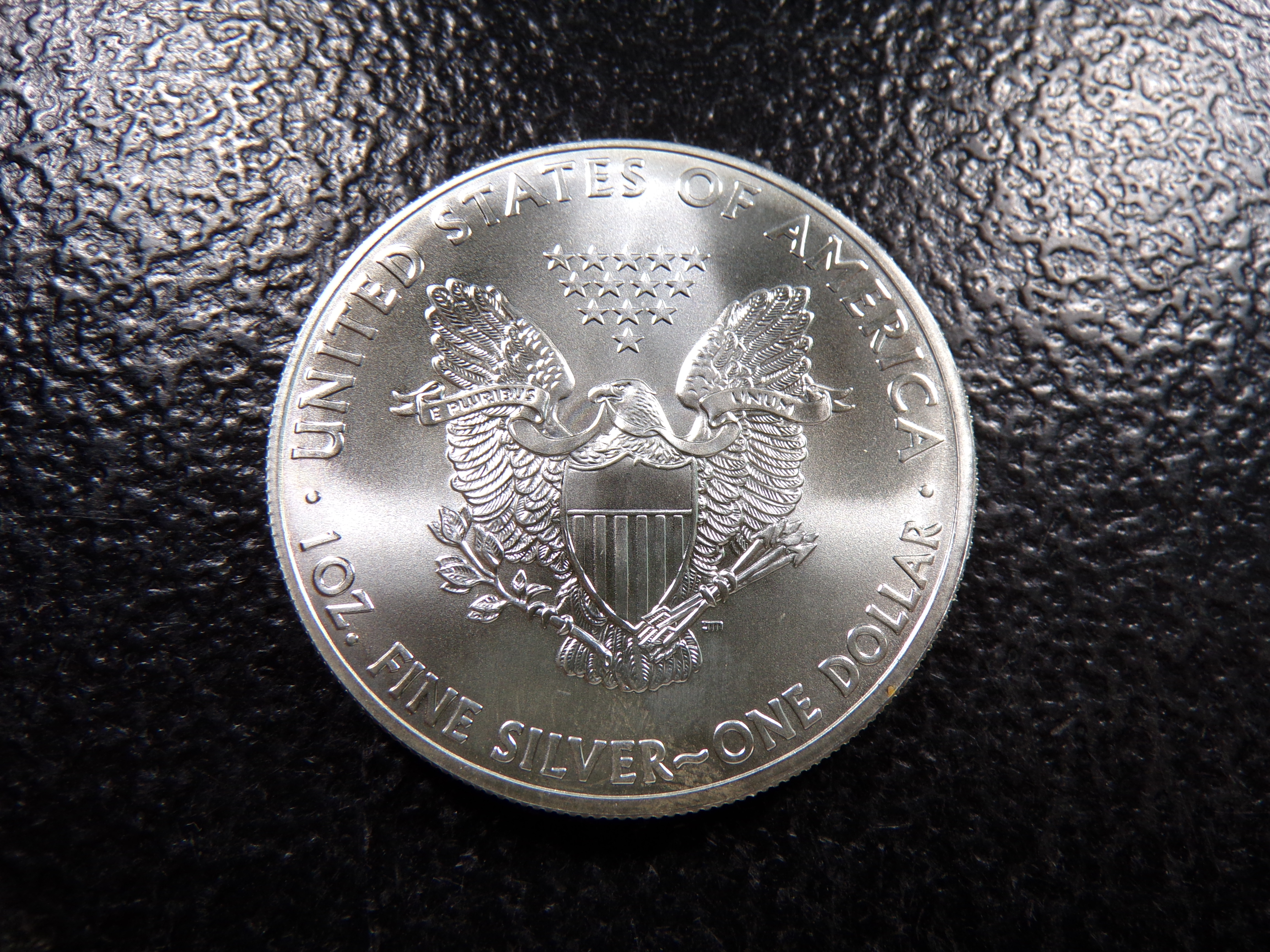 2015 AMERICAN SILVER EAGLE DOLLAR