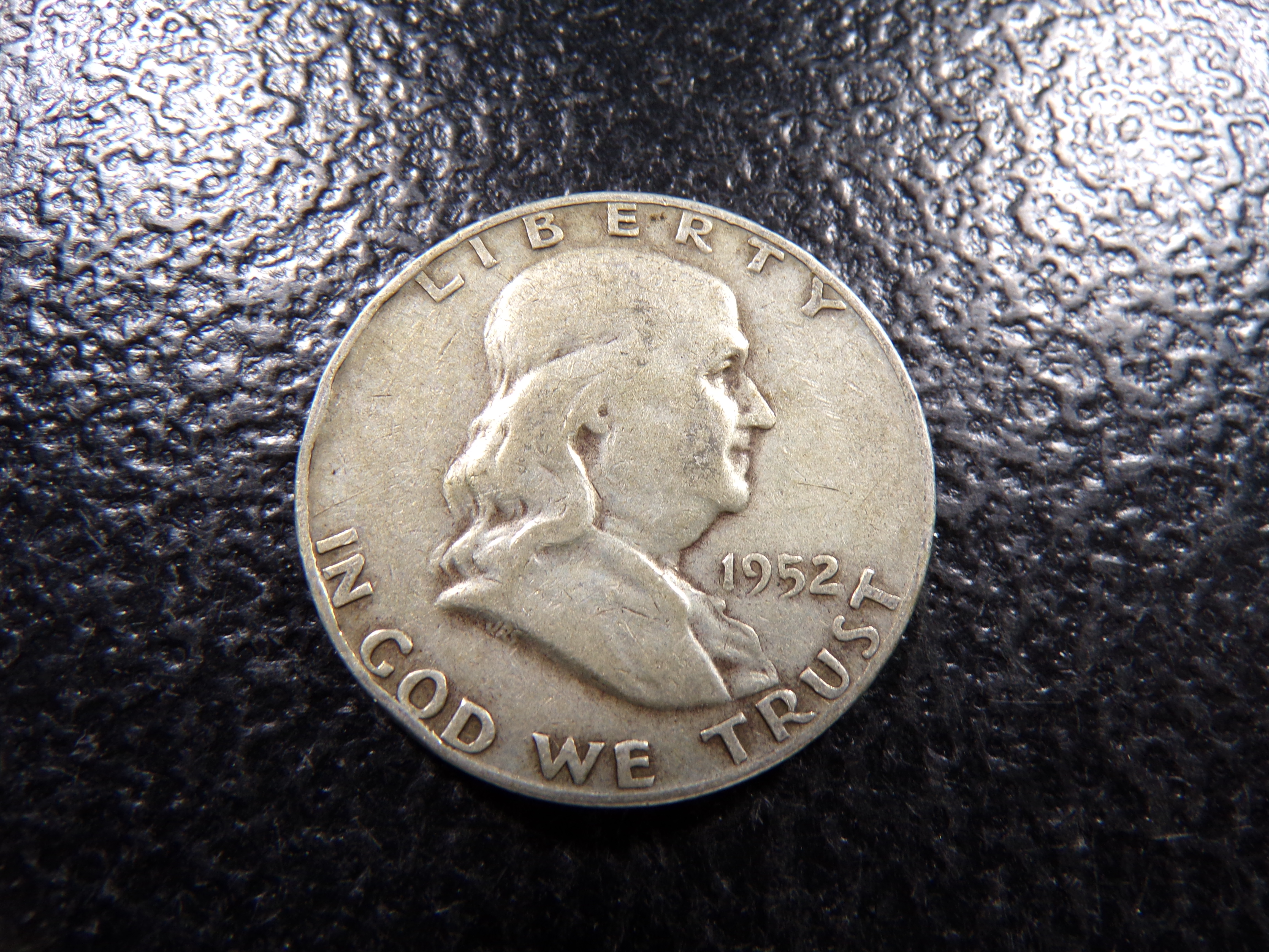 1952-D FRANKLIN SILVER HALF DOLLAR