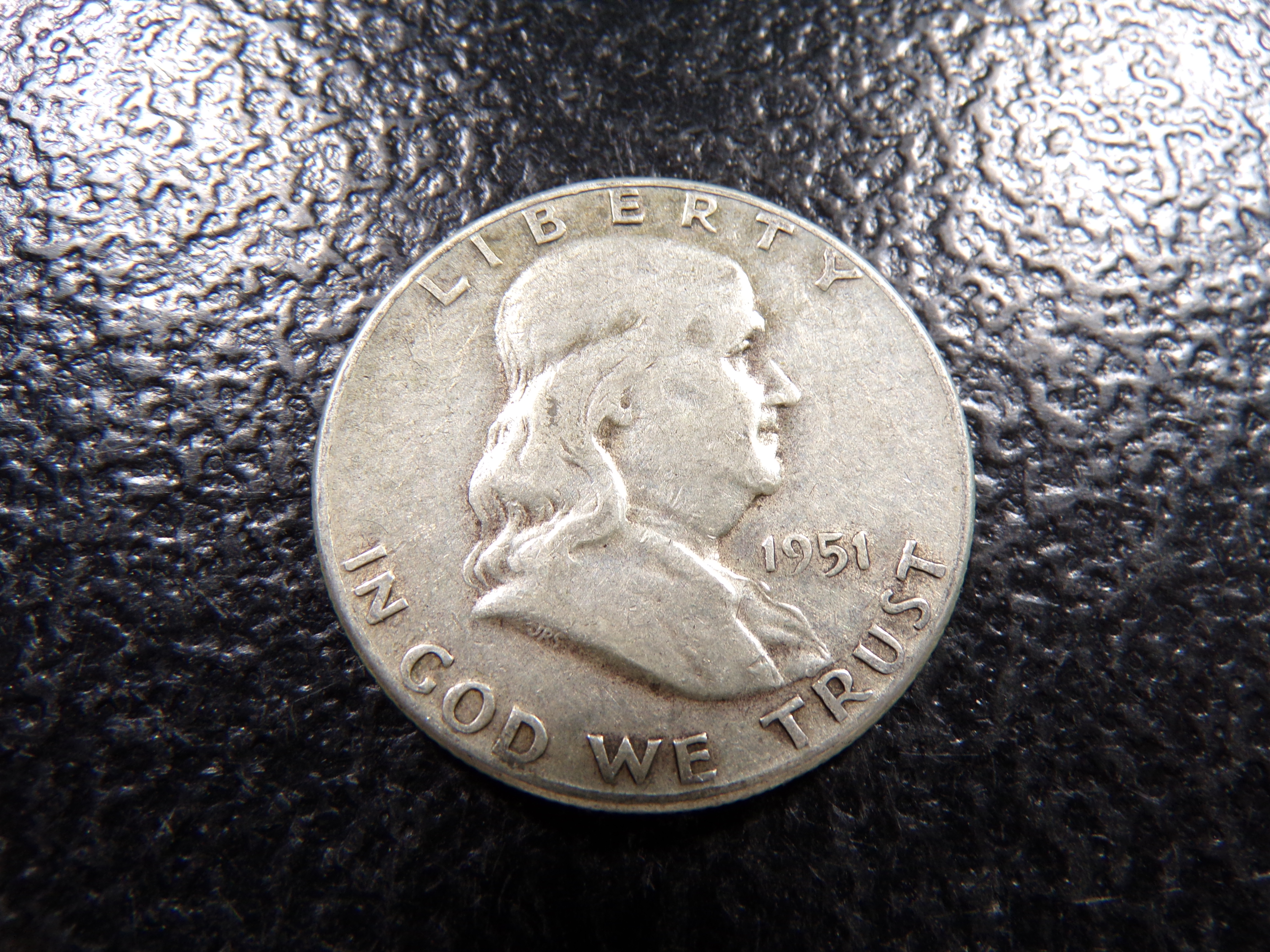 1951 FRANKLIN SILVER HALF DOLLAR