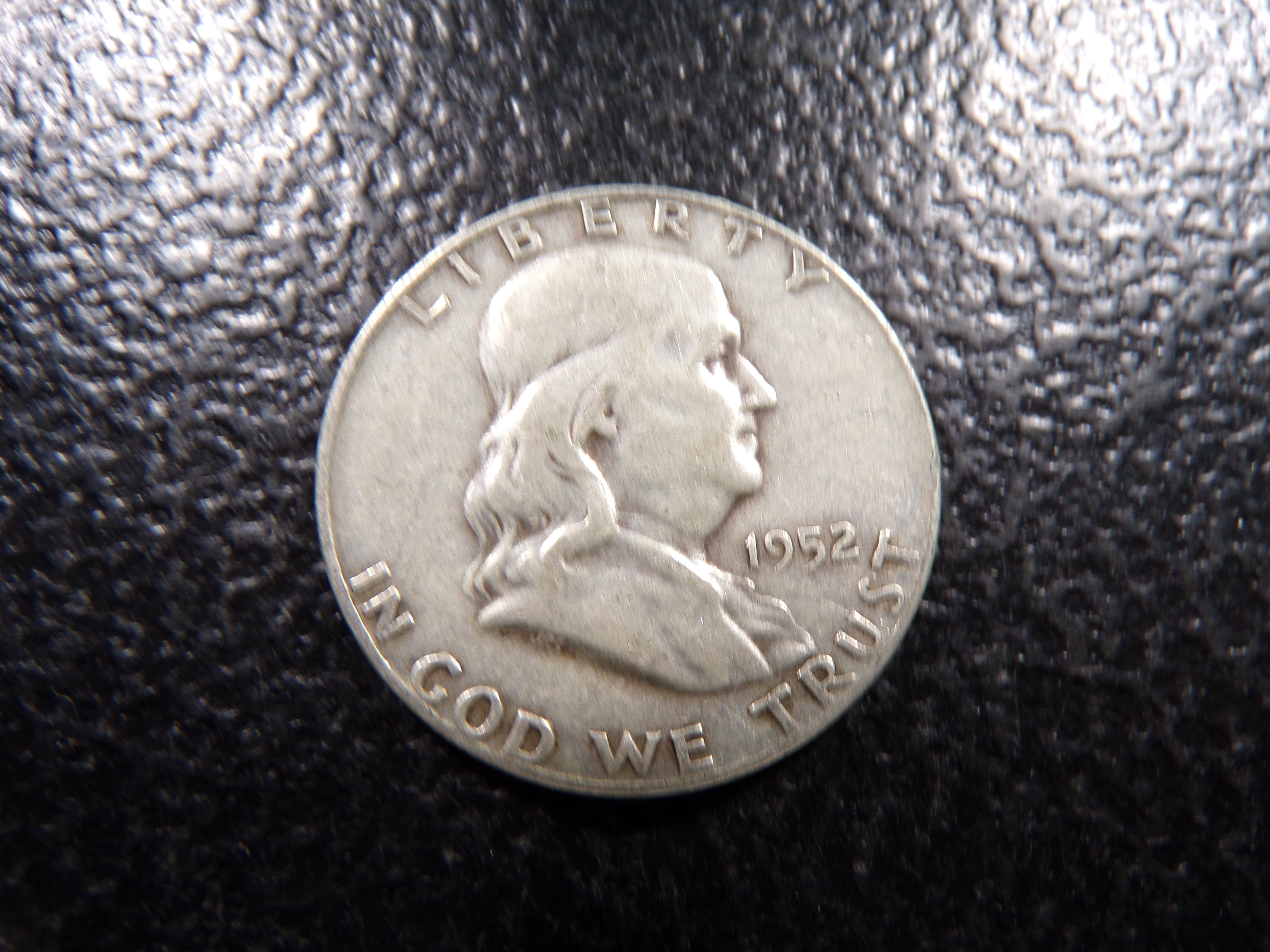 1952-D FRANKLIN SILVER HALF DOLLAR