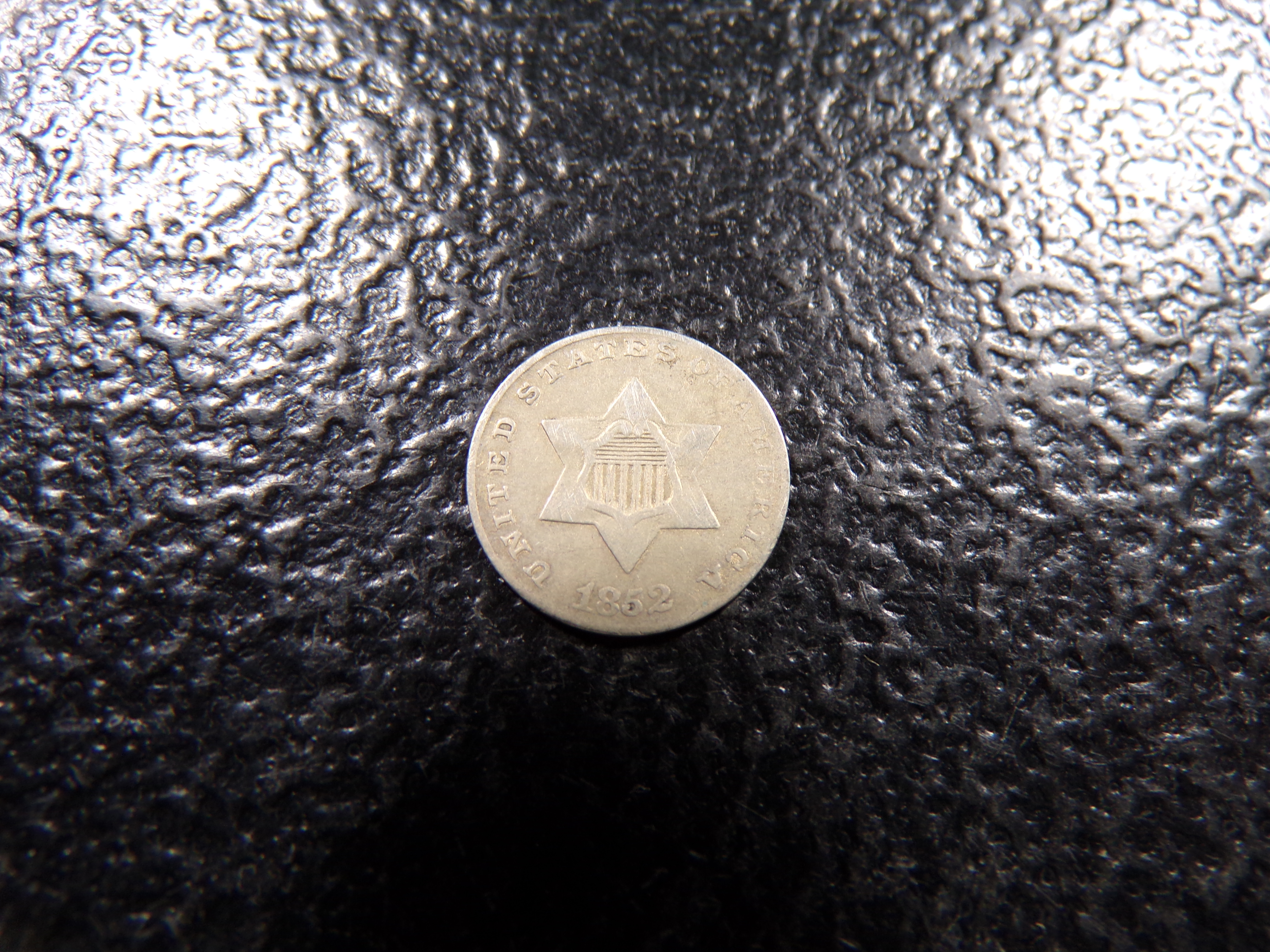 1852 III CENT SILVER