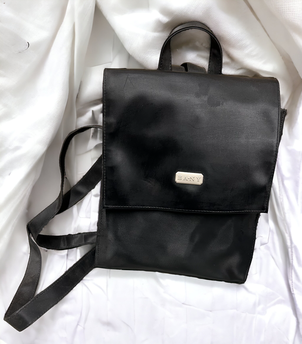 Lot 486: 3 x B A N Y Bag/Backpack L9 sku-6003