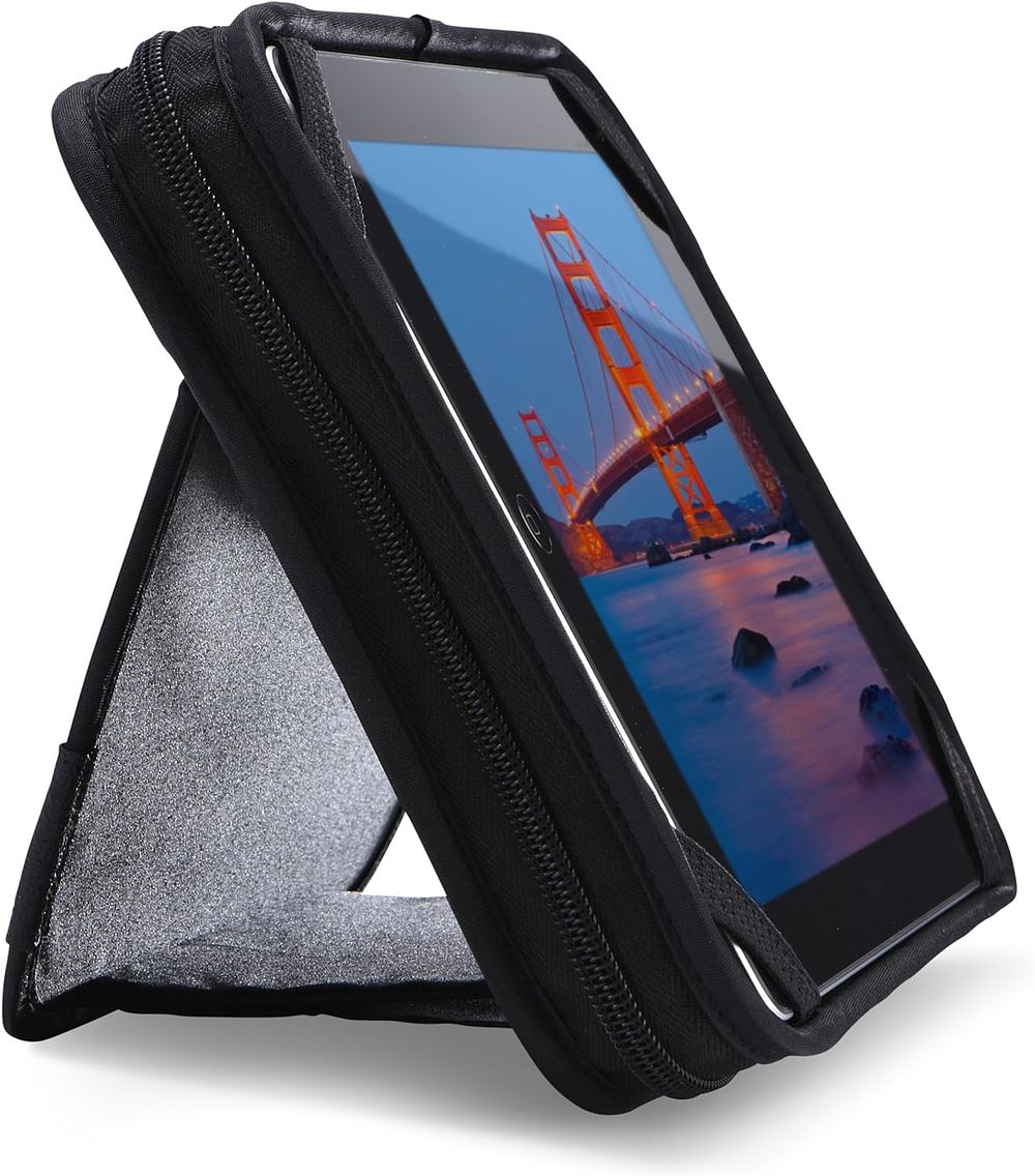 Lot 497: 12 x Case Logic 10" Tablet Case L2 sku-2756