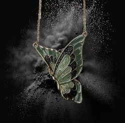 Lot 306: 48 x Green Butterfly Necklace L12b sku-543