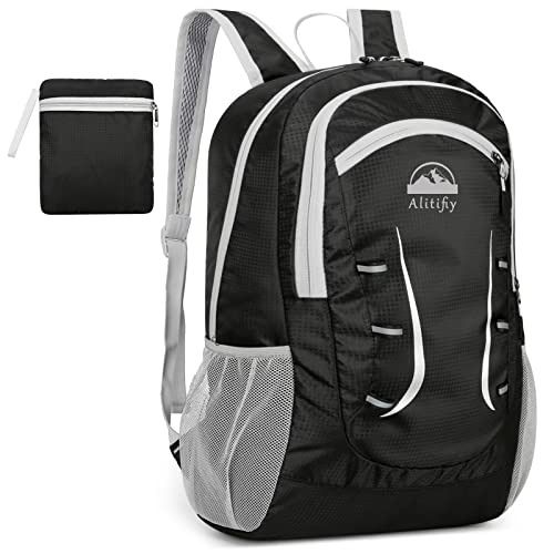 Lot 232: Lightweight Foldable 30L Backpack Lb41 sku-4601