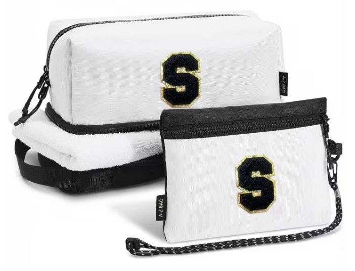 Lot 441: A-Z Toiletry Set Lb37 sku-4568