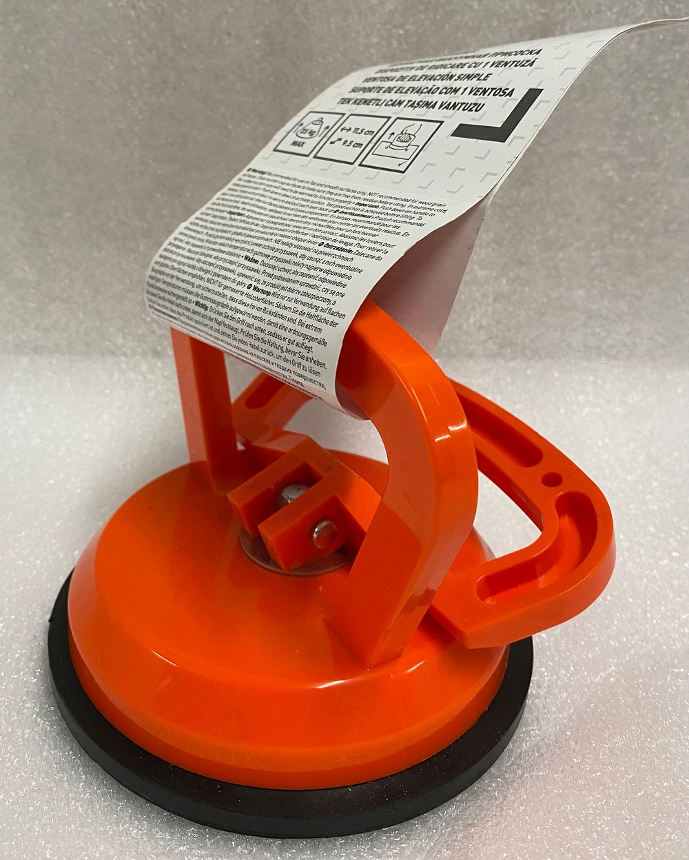 Lot 290: 12 x Suction Cup Lifter. Lifts Up To 26KG RRP £14.99 L17a sku-280