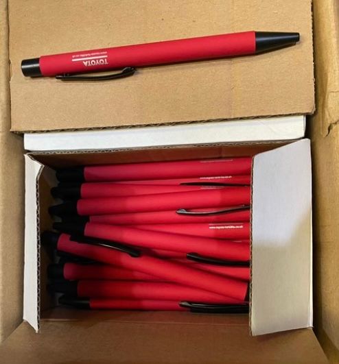 Lot 358: 60 x Toyota Pens L6c sku-2483