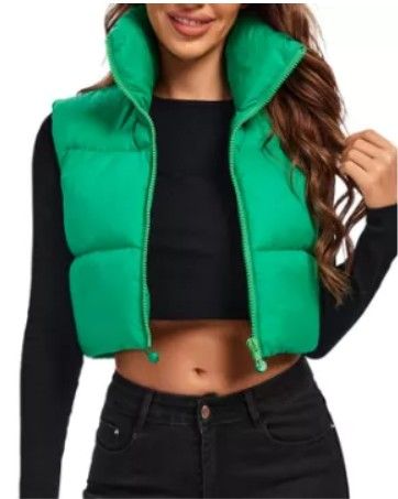 Lot 412: Women's Gilets Padded Vest M & L sizes Lb39 sku-4096