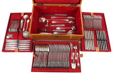 125-pc French Sterling Silver Set, Pierre Queille. Exceptional flatware set, 125 pieces, each 