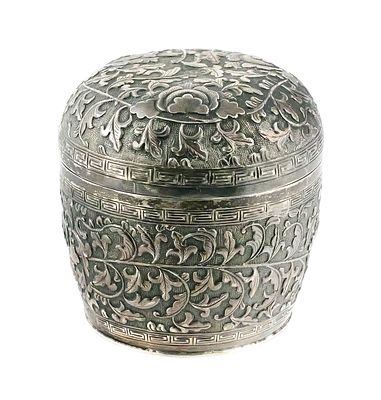 Chinese Export Silver Repousse Box. Antique 19th century Chinese Export silver covered box 
