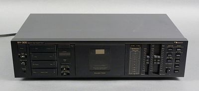 NAKAMICHI BX-300 Discrete Head Cassette Deck. Nakamichi BX-300 Discrete Head Cassette Deck. 
