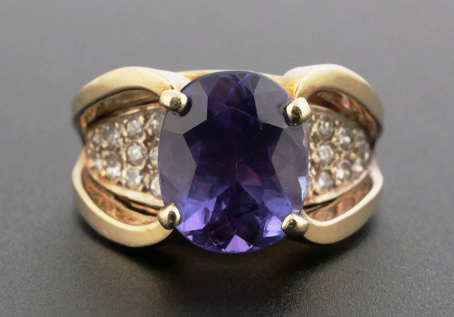 14k Gold 4.4 ct TANZANITE Diamond Ring