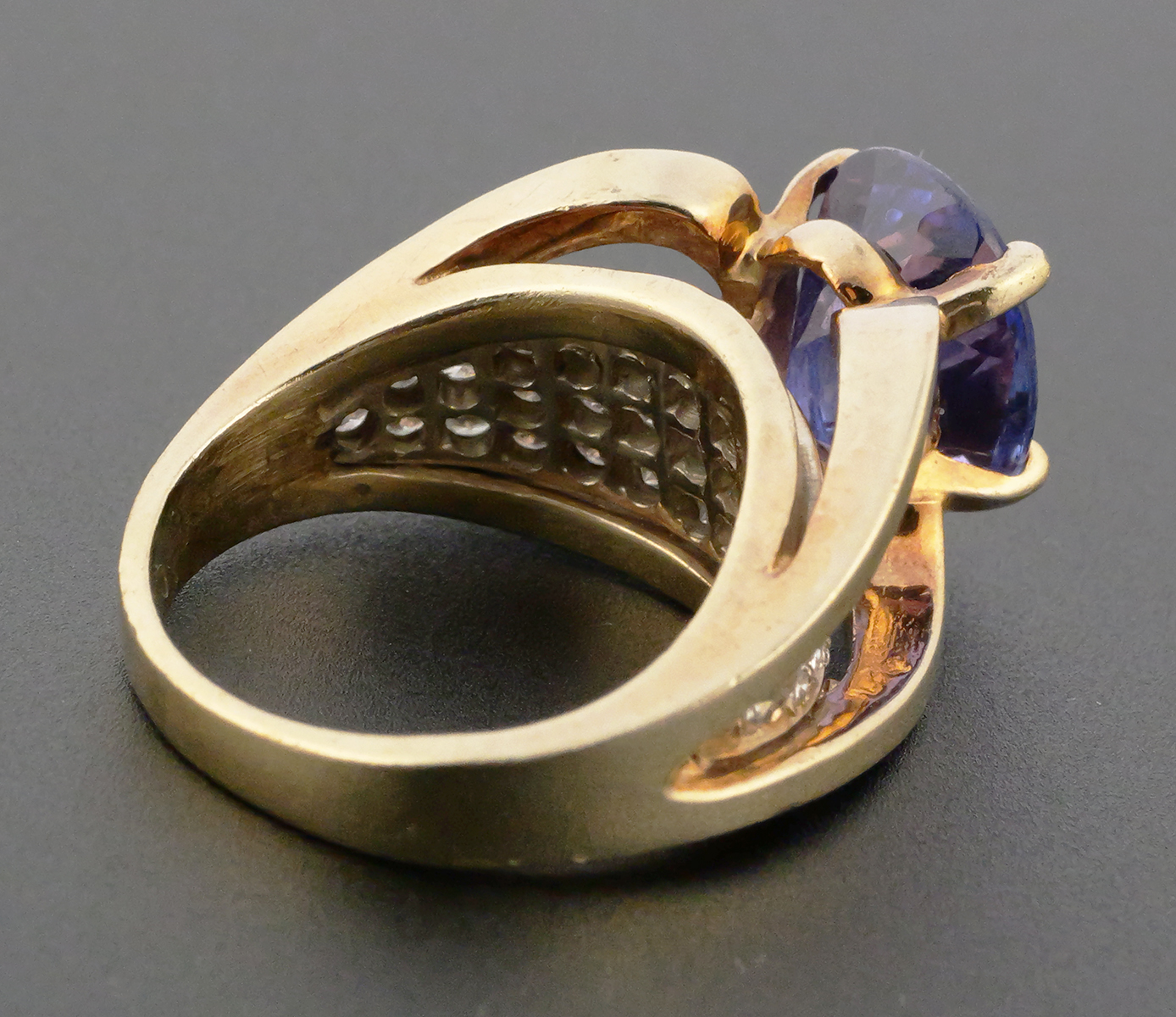 14k Gold 4.4 ct TANZANITE Diamond Ring