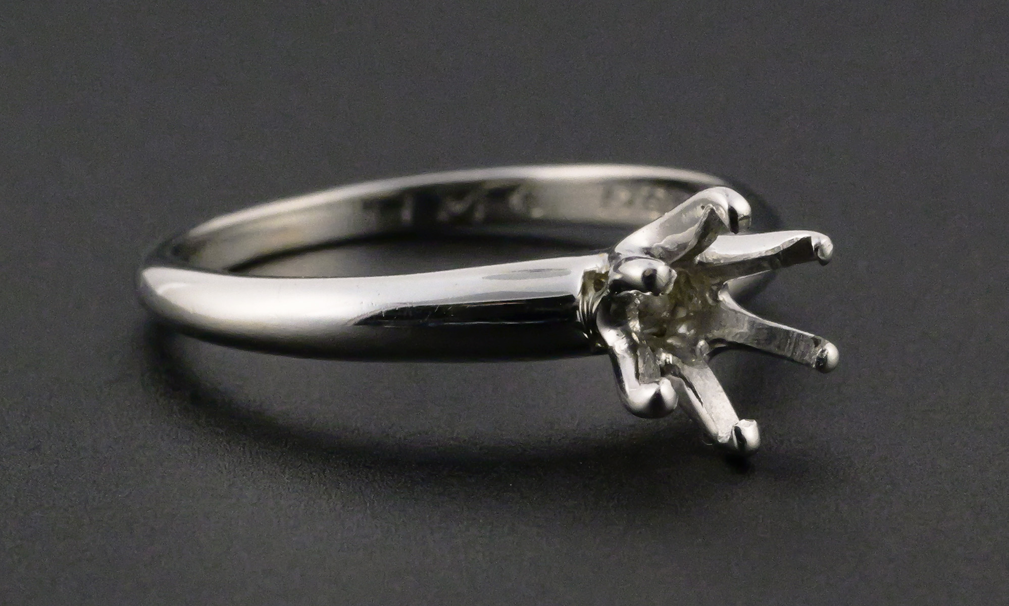 Platinum 950 Tiffany & Co Ring